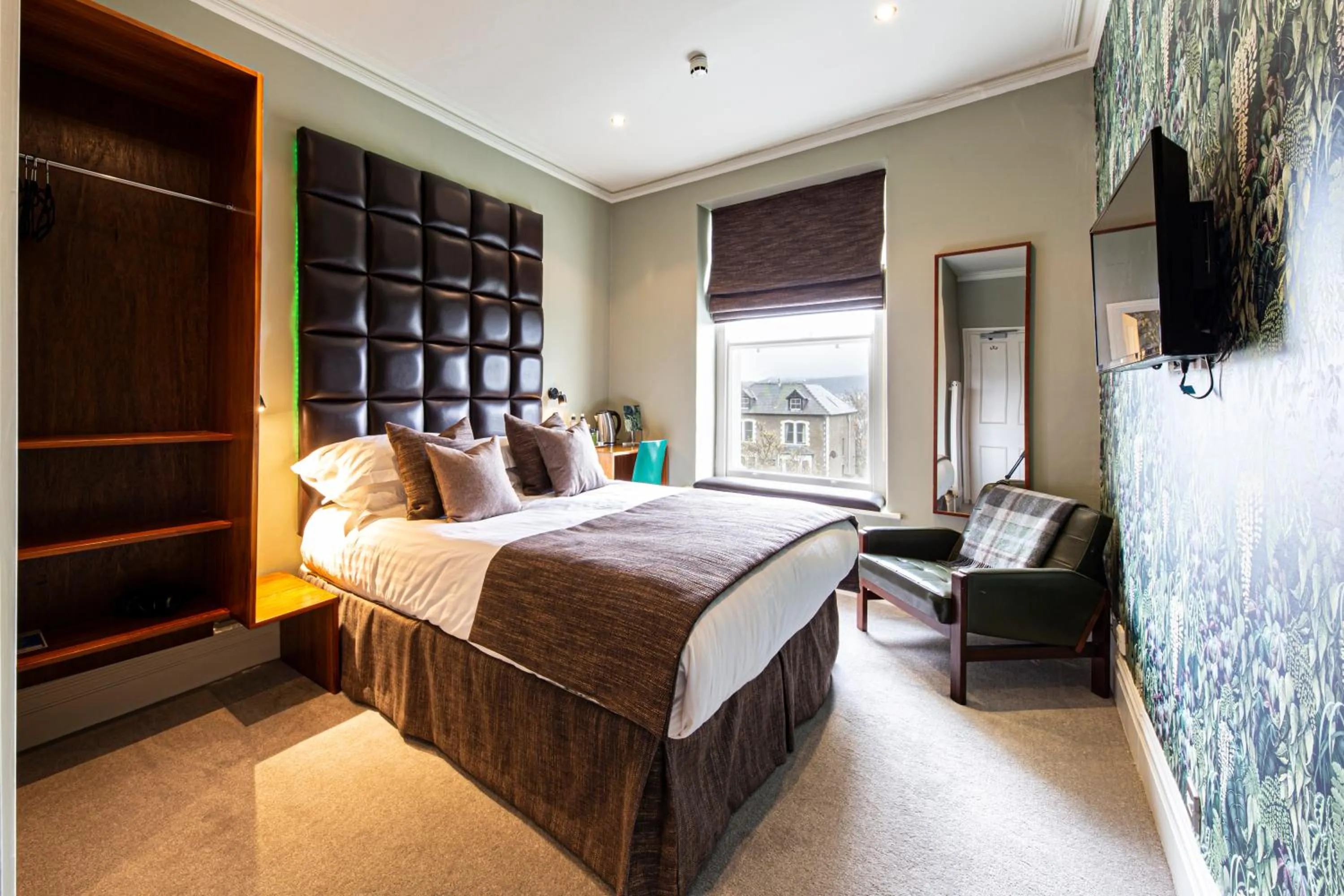 Photo of the whole room, Bed in Escape Boutique B&B