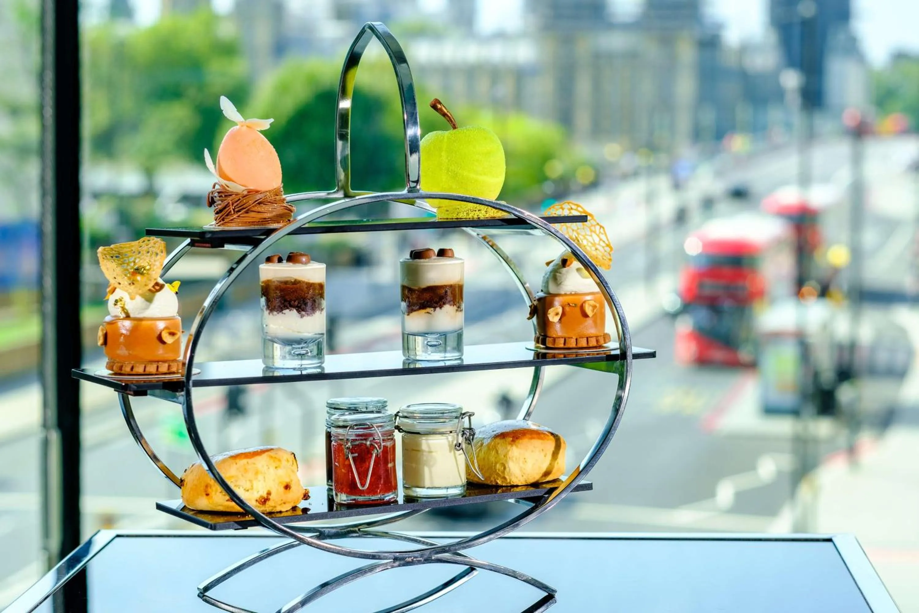 Restaurant/places to eat in Park Plaza London Westminster Bridge