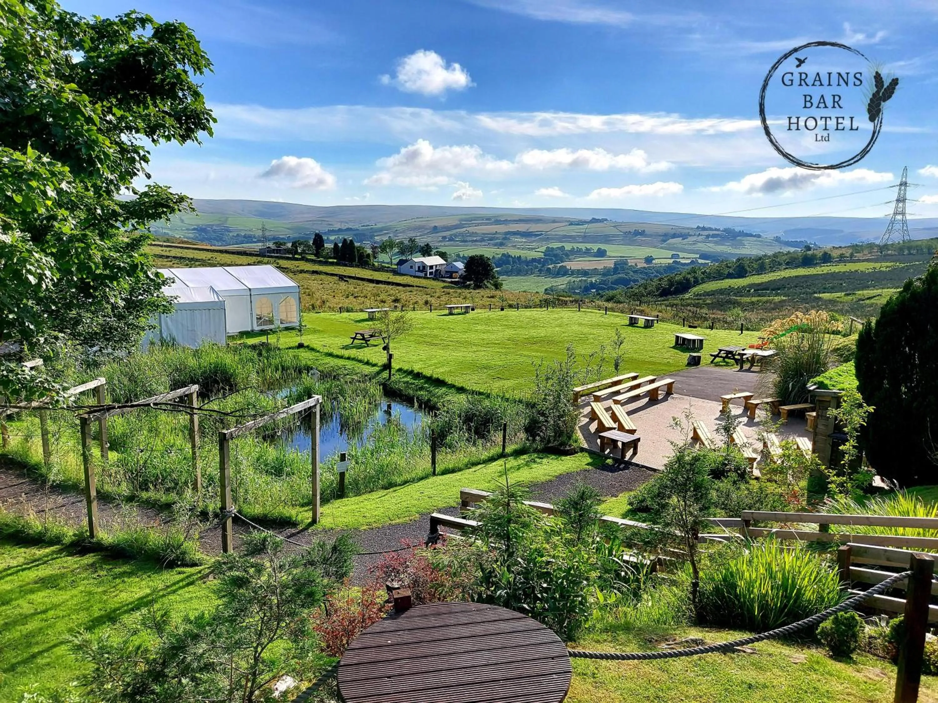 Day in Grains Bar Hotel