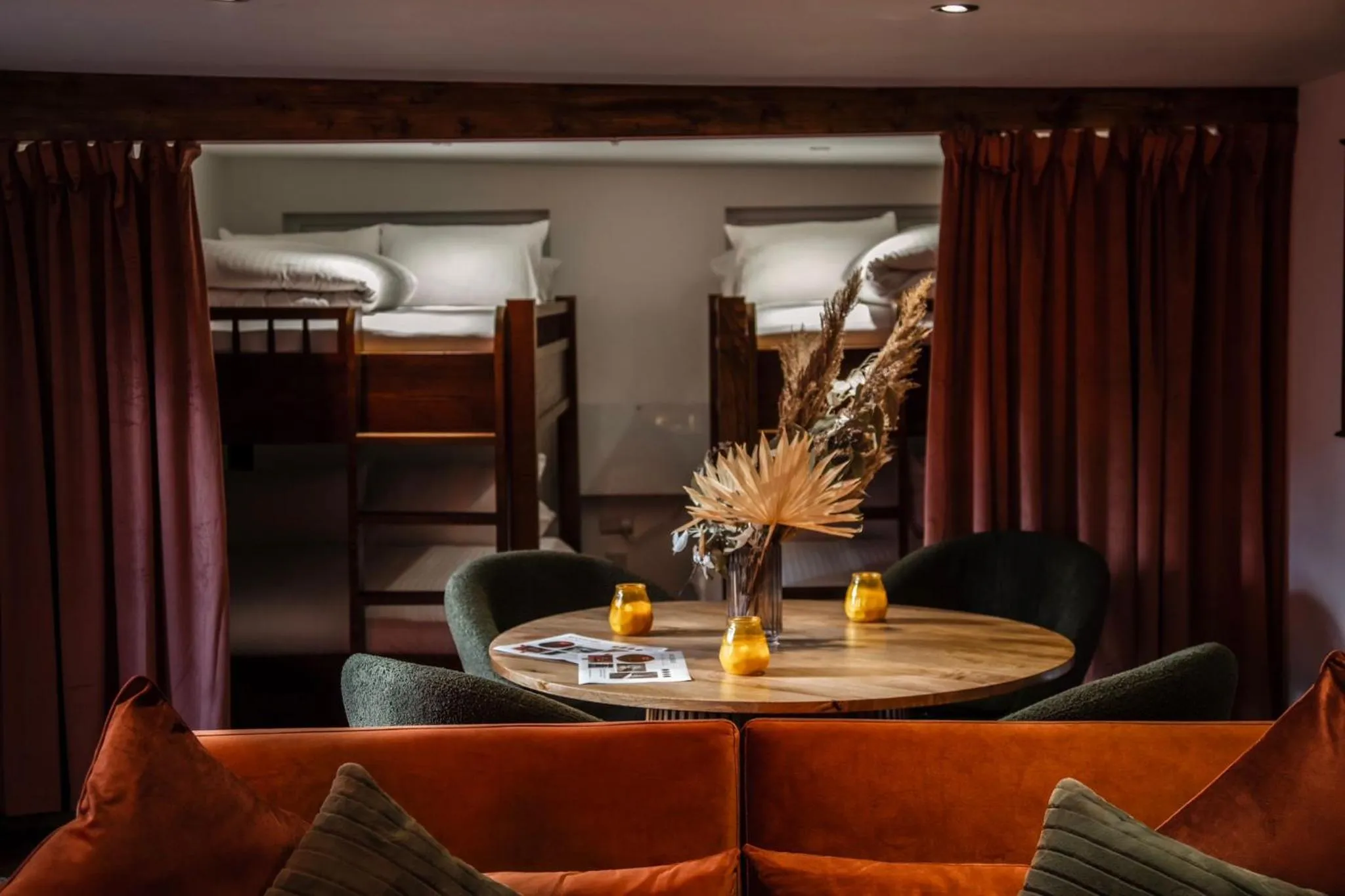 Property building in Grains Bar Hotel