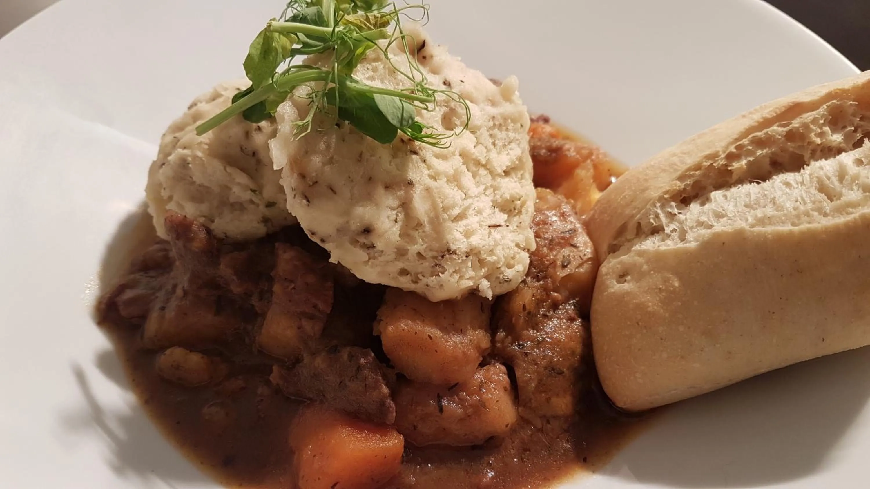 Food and drinks in Grains Bar Hotel