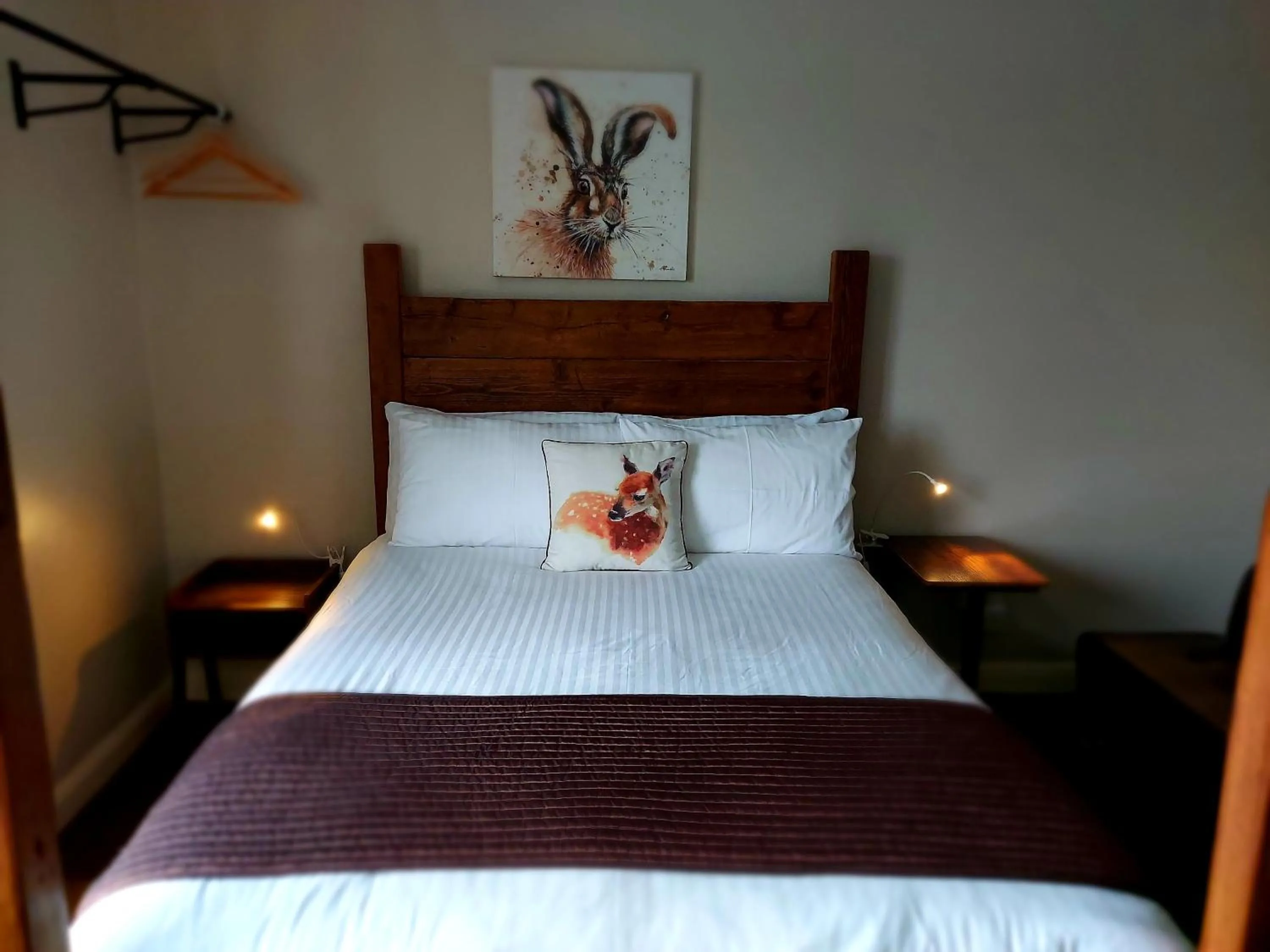 Bed in Grains Bar Hotel