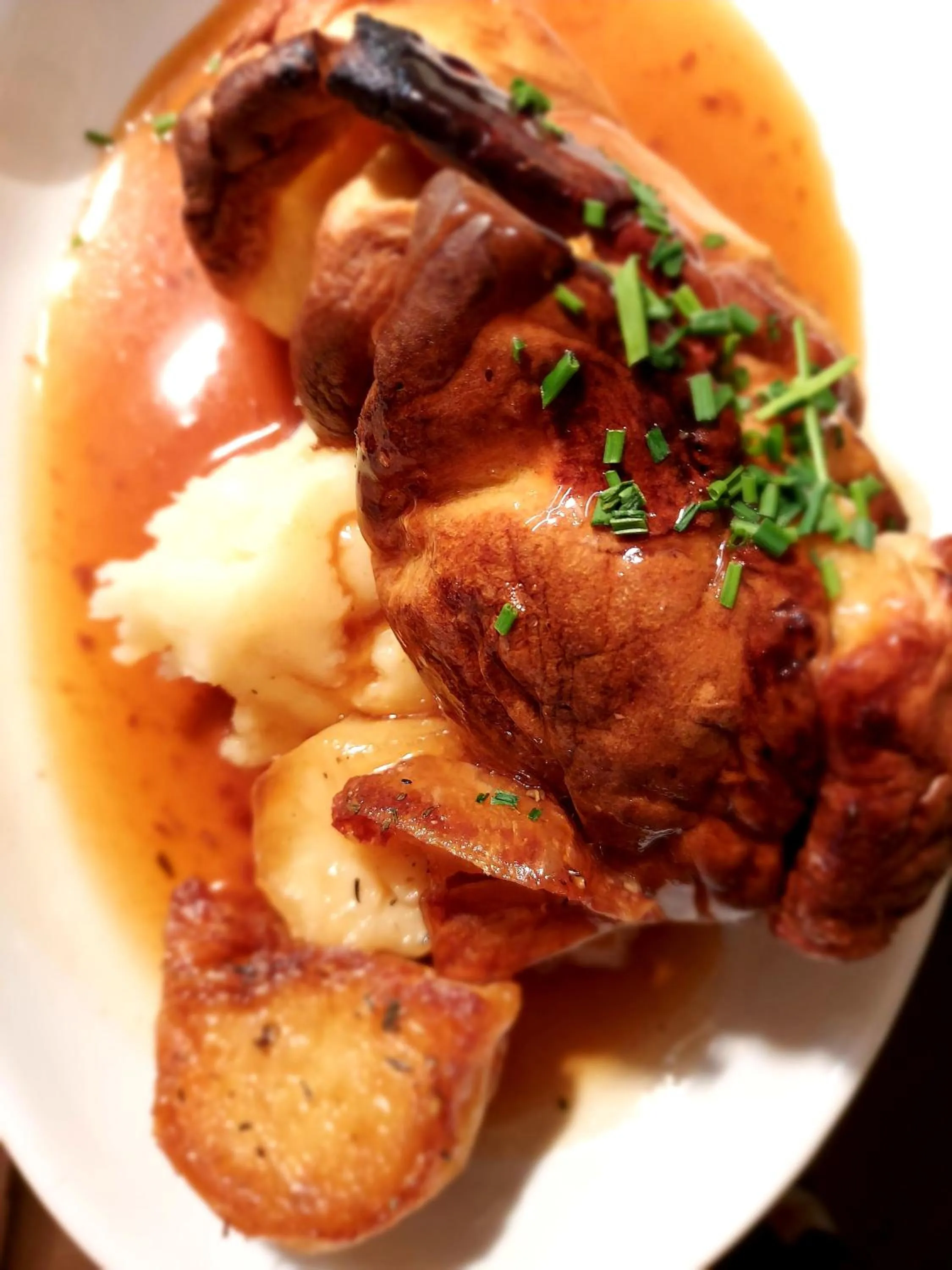 Restaurant/places to eat in Grains Bar Hotel