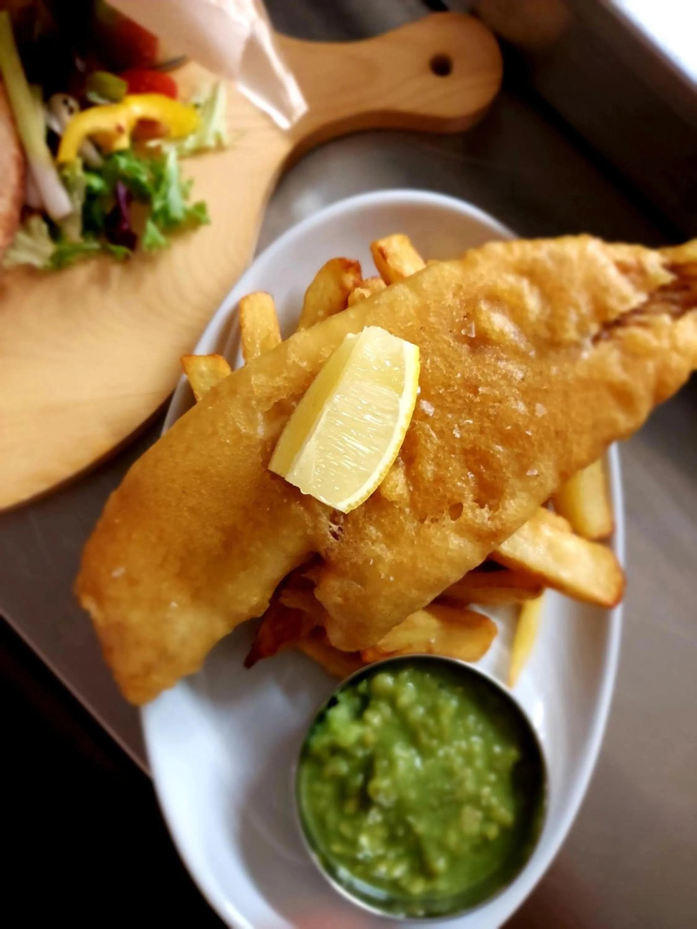 Restaurant/places to eat in Grains Bar Hotel