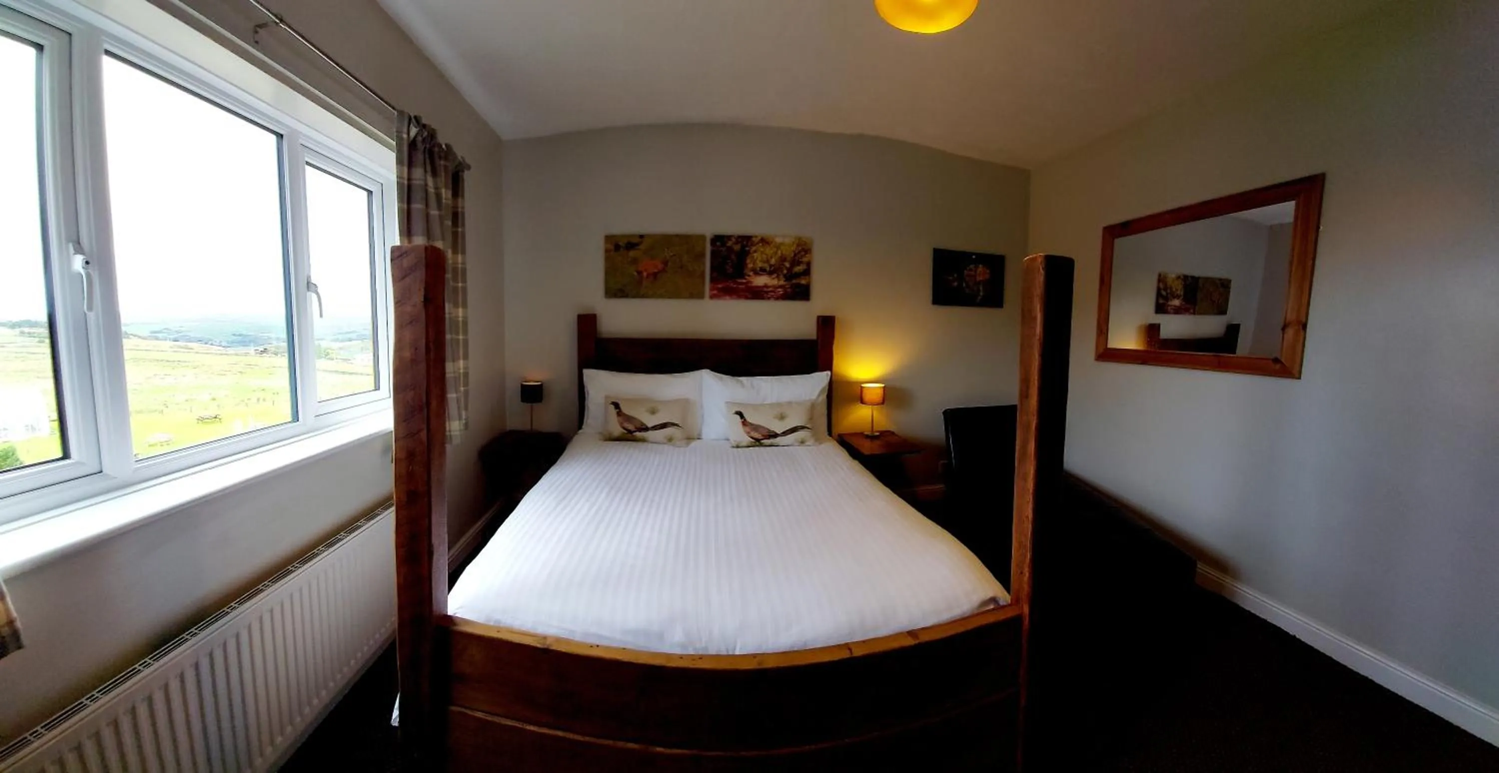 Bed in Grains Bar Hotel