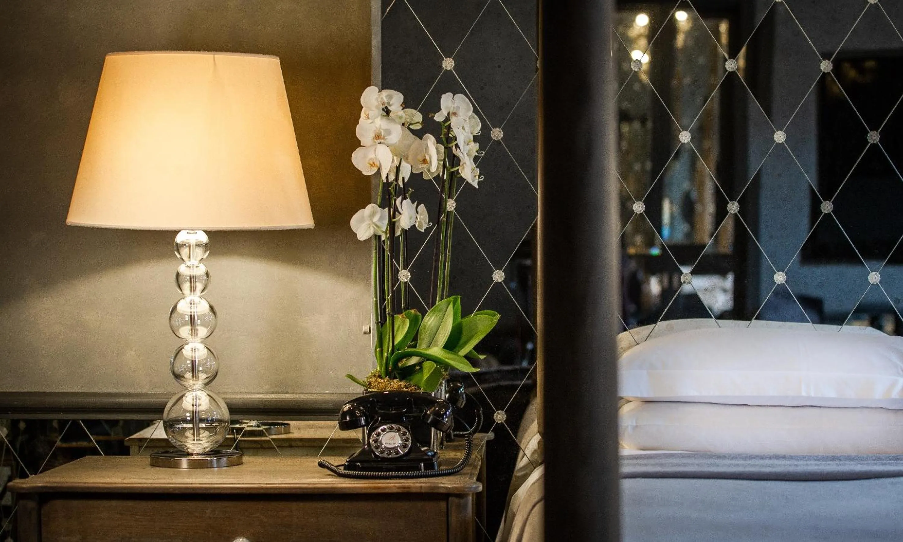 Bedroom in Blakes Hotel