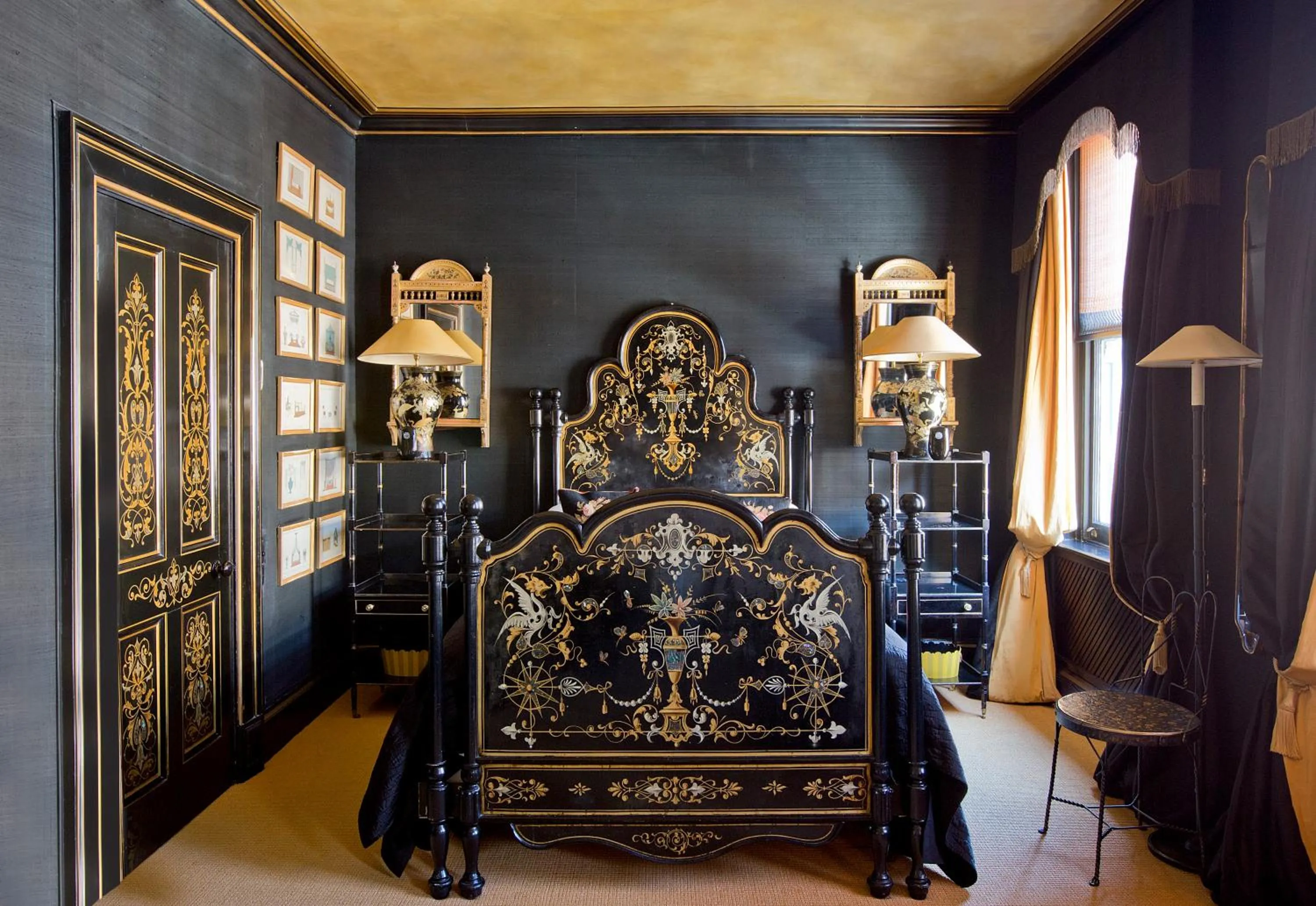 Bedroom in Blakes Hotel