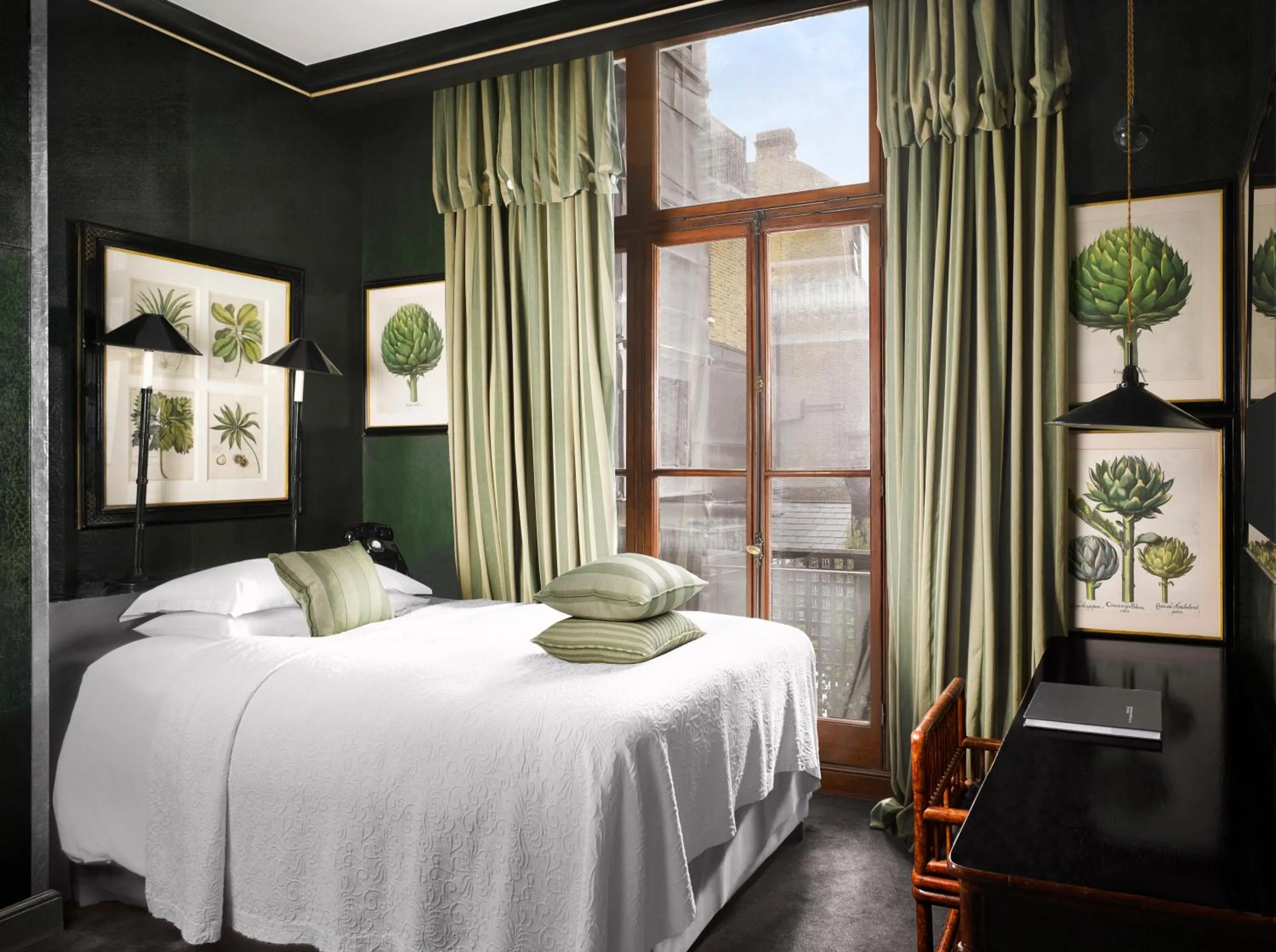 Bedroom in Blakes Hotel