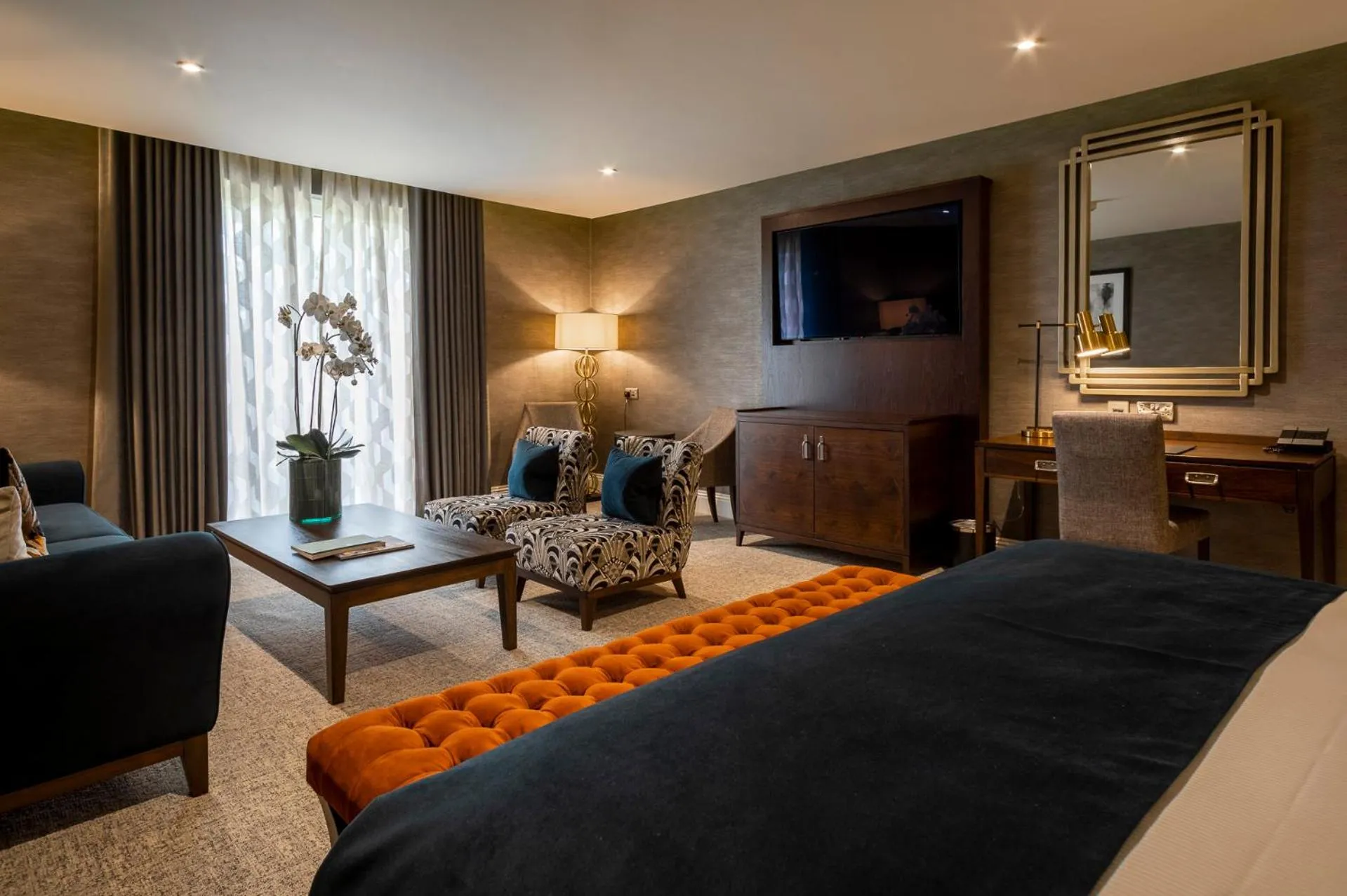 TV and multimedia, Bed in Rockliffe Hall Hotel Golf & Spa