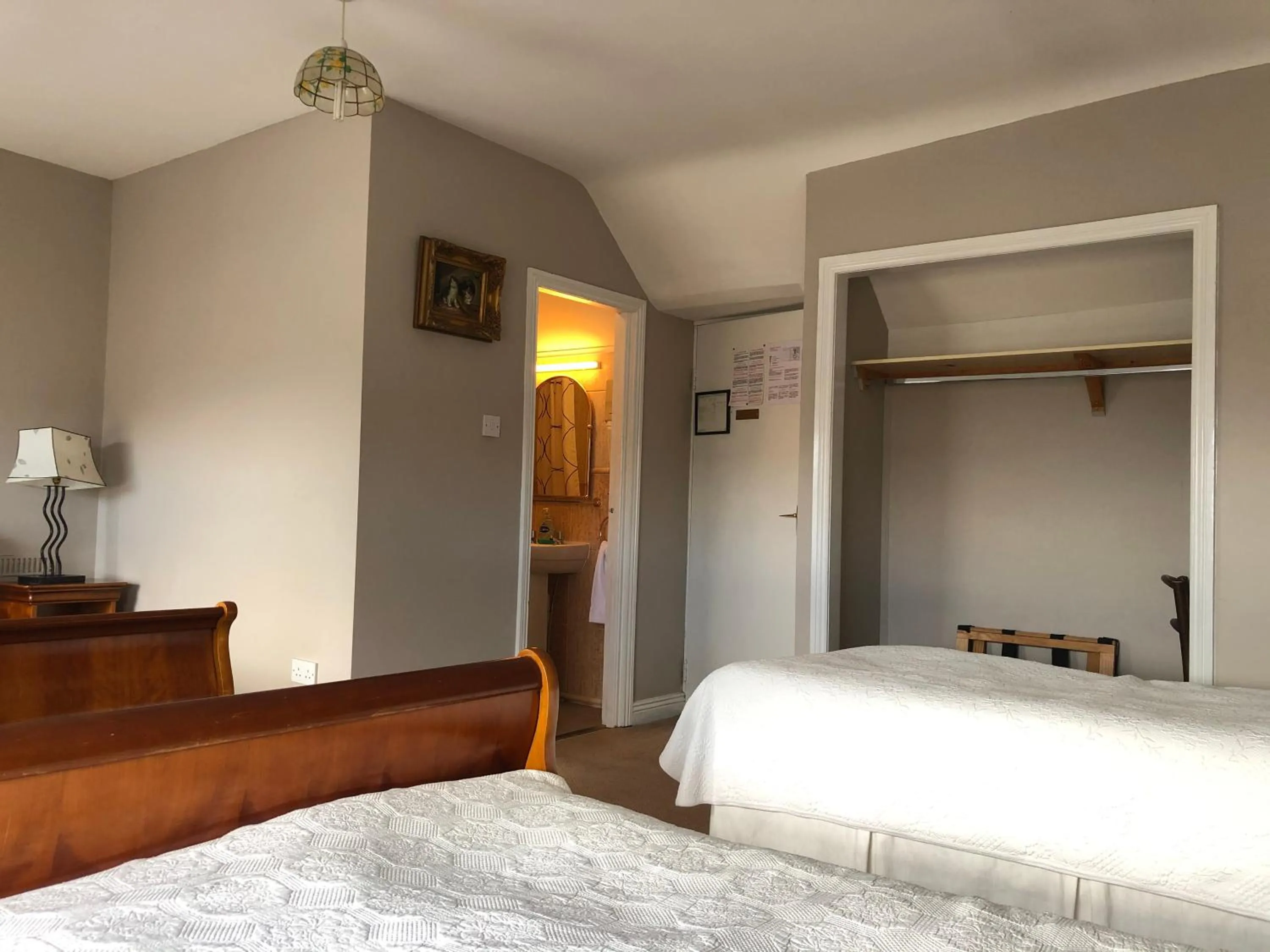 Bed in Harveys Guest House