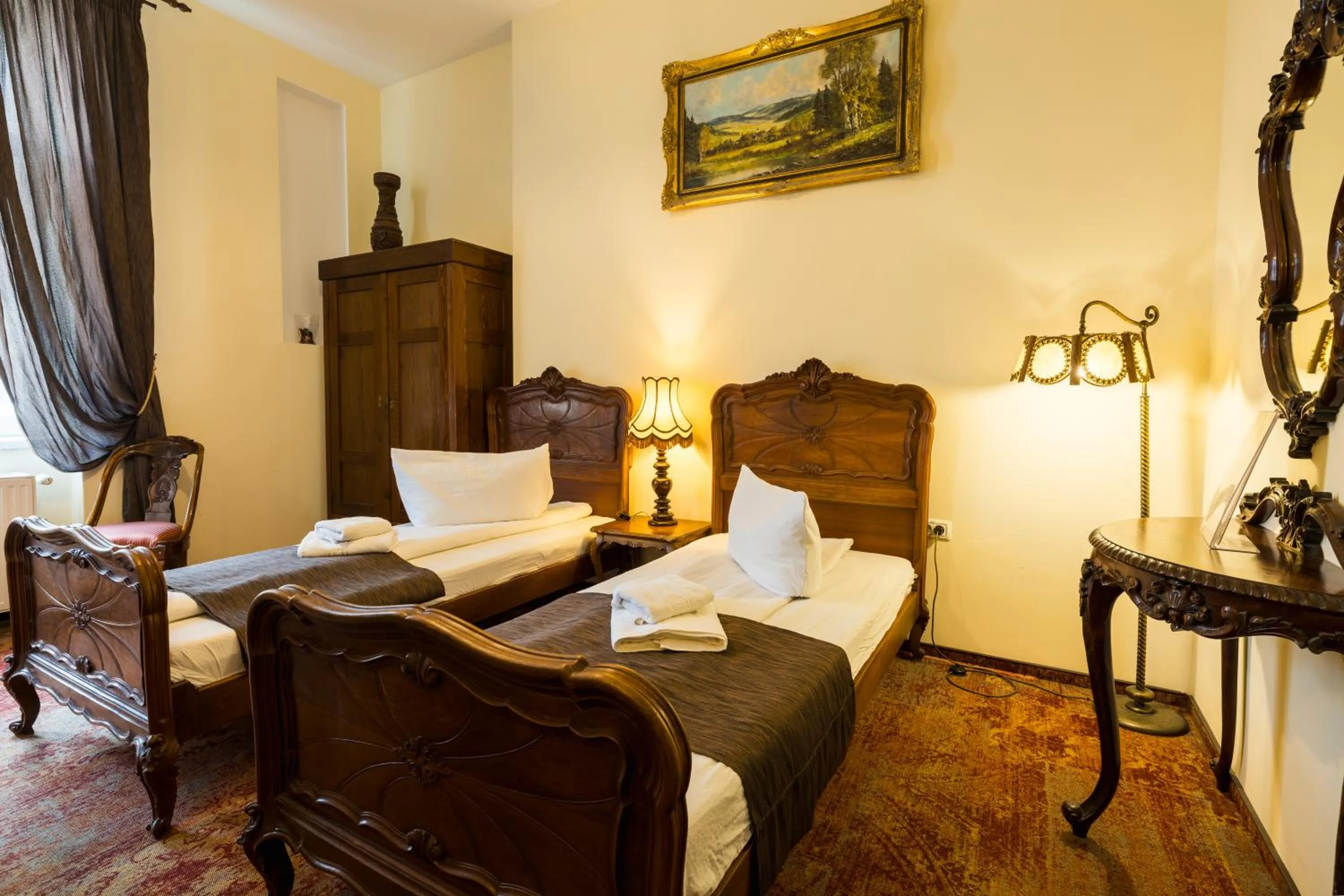 Bed in Residence Ambient