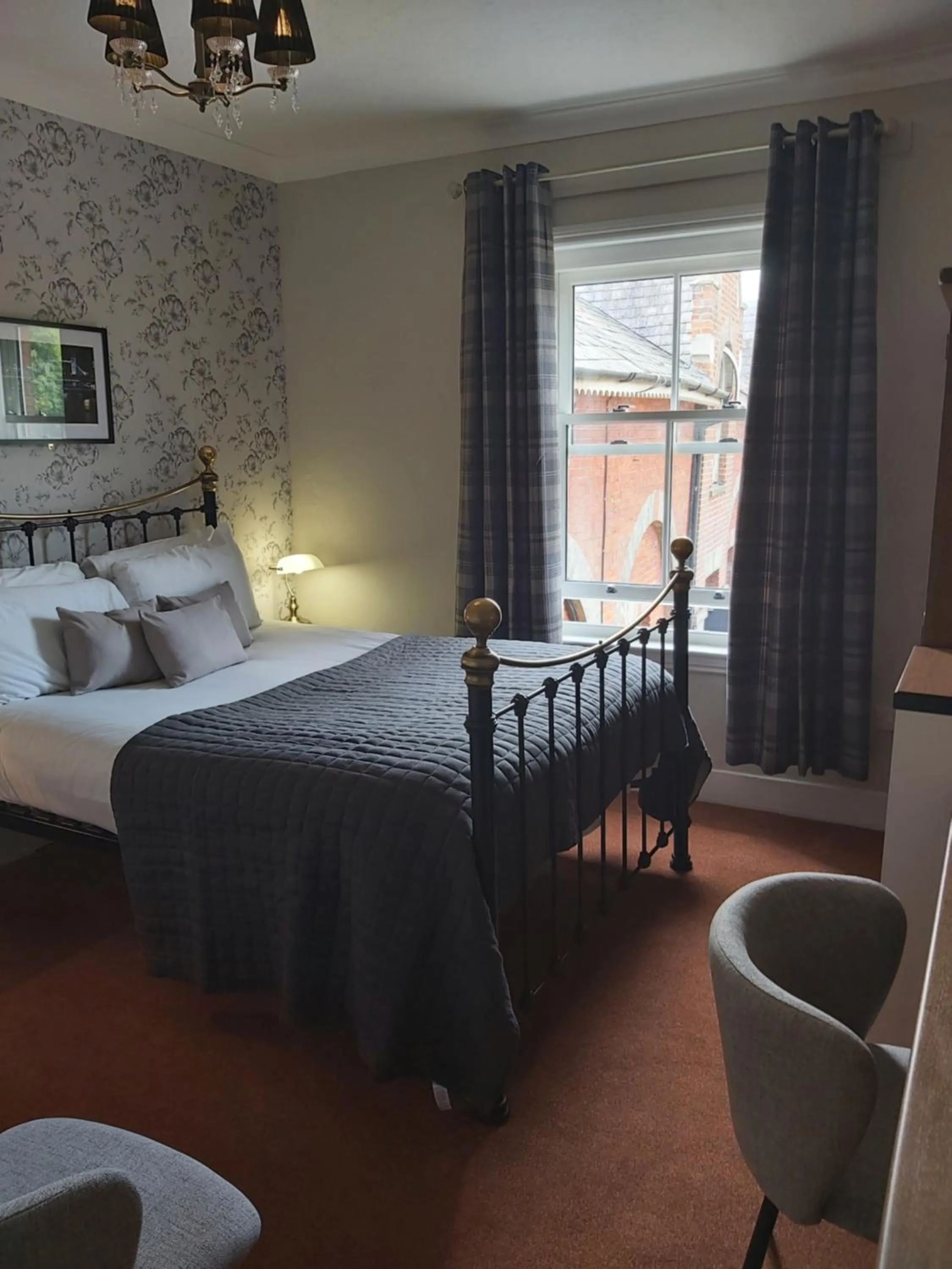 Bedroom, Bed in The Judds Folly Hotel, Sure Hotel Collection by Best Western