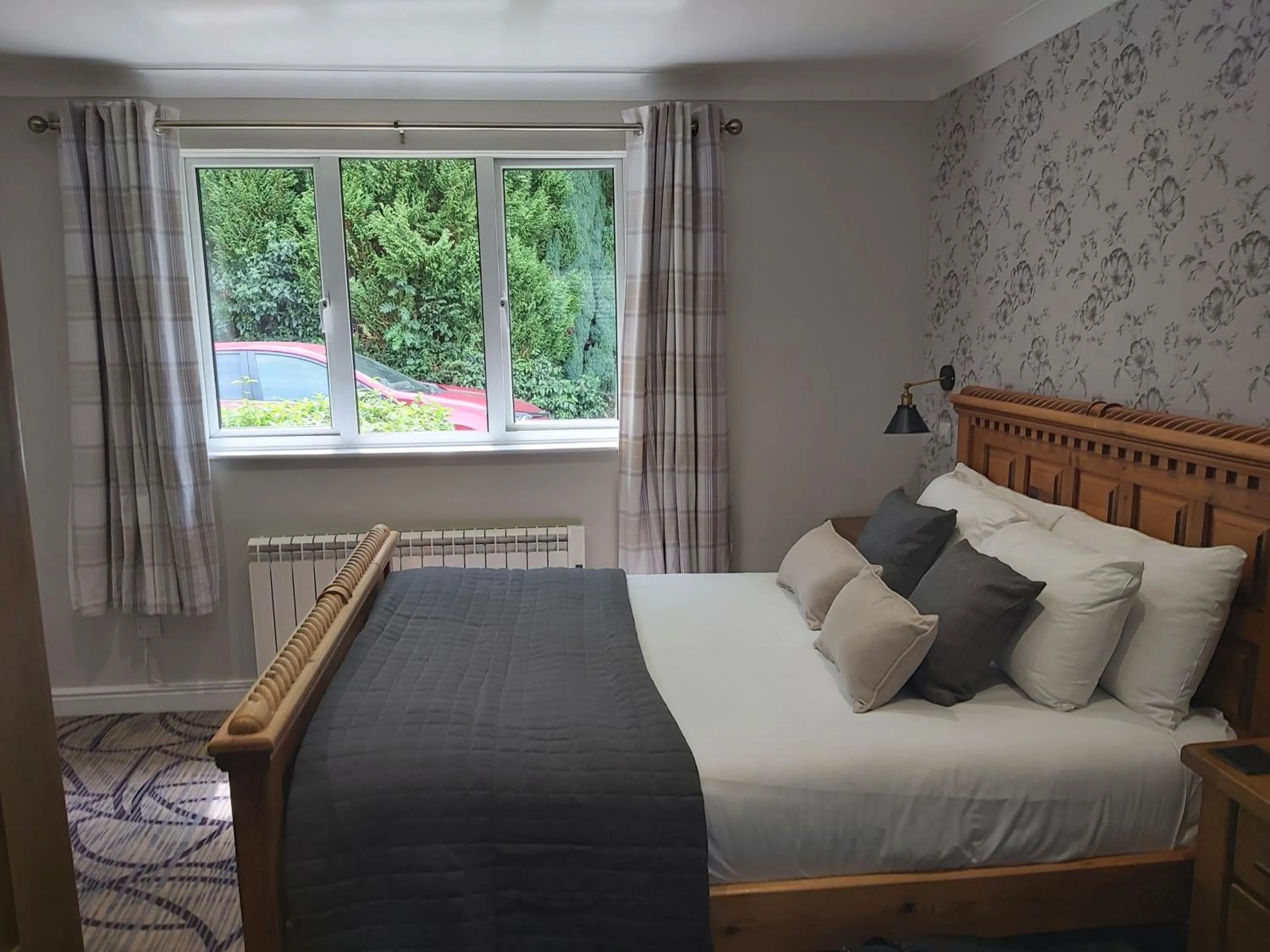 Bedroom, Bed in The Judds Folly Hotel, Sure Hotel Collection by Best Western