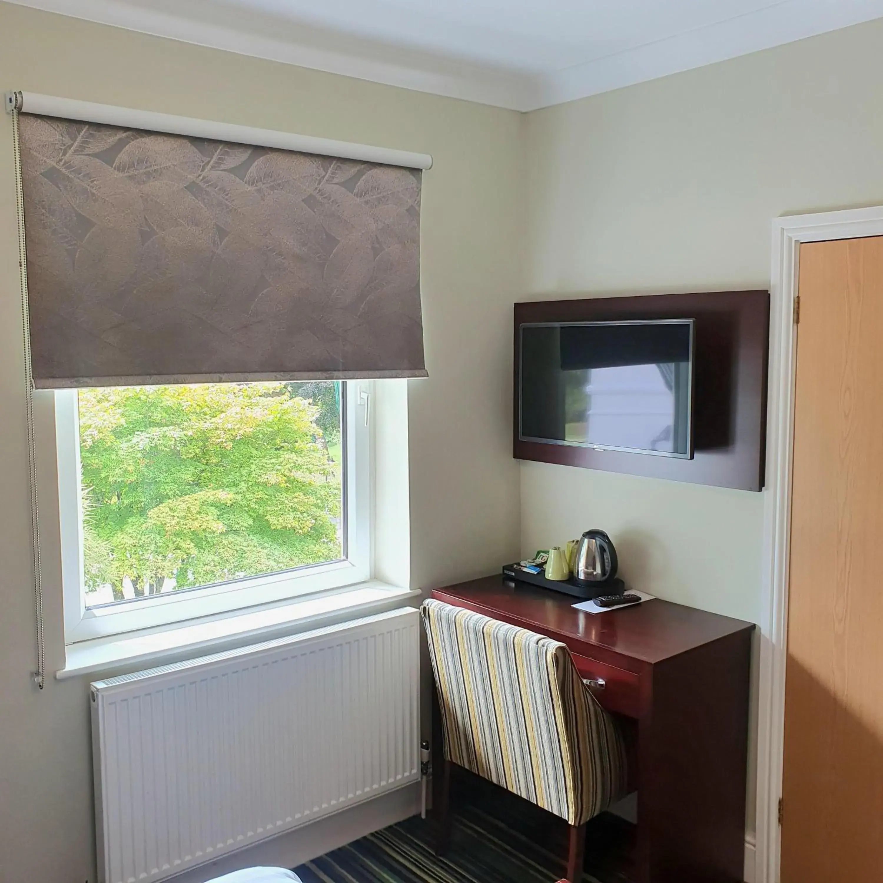 Deluxe Single Room in Manor Parc Hotel Deluxe Single Room in Manor Parc Hotel