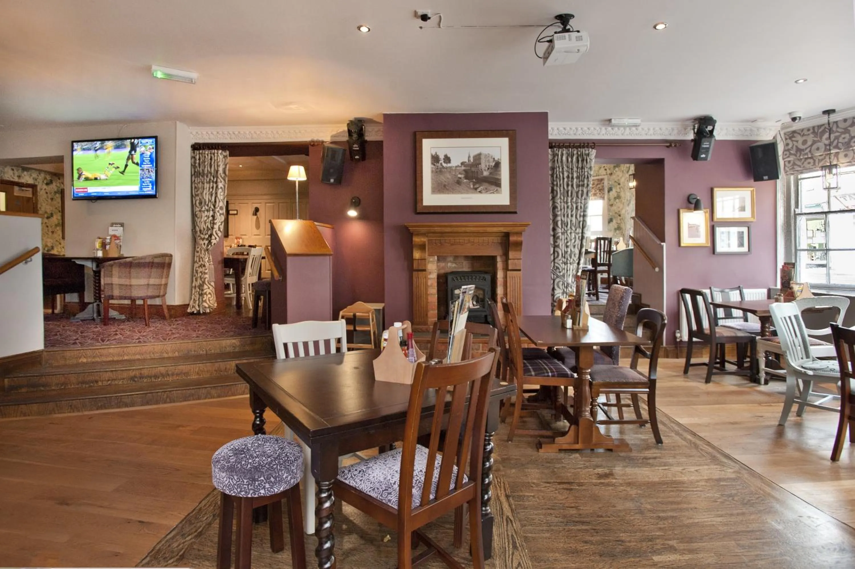 Restaurant/places to eat in Ye Olde Griffin