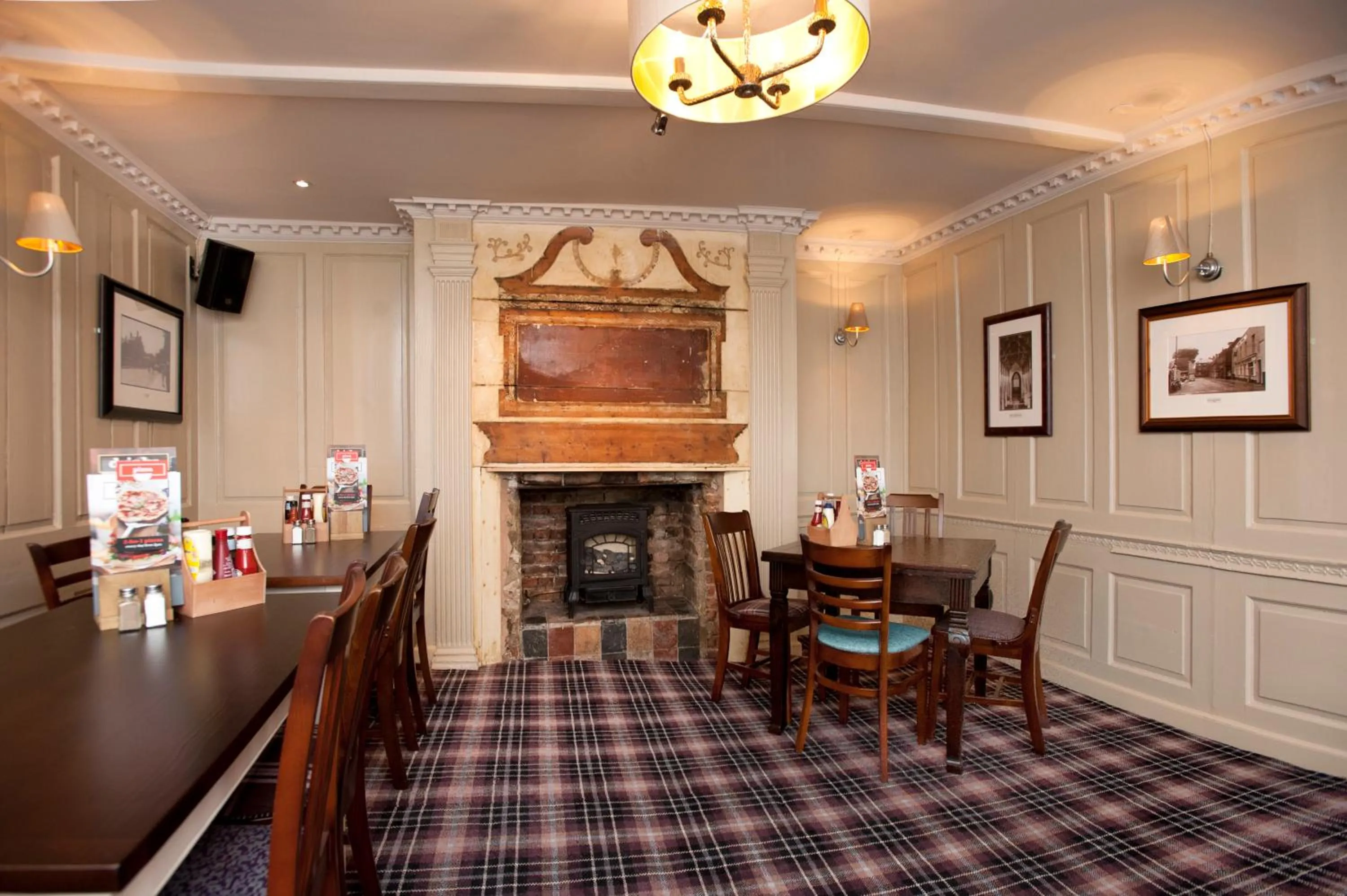 Restaurant/places to eat in Ye Olde Griffin