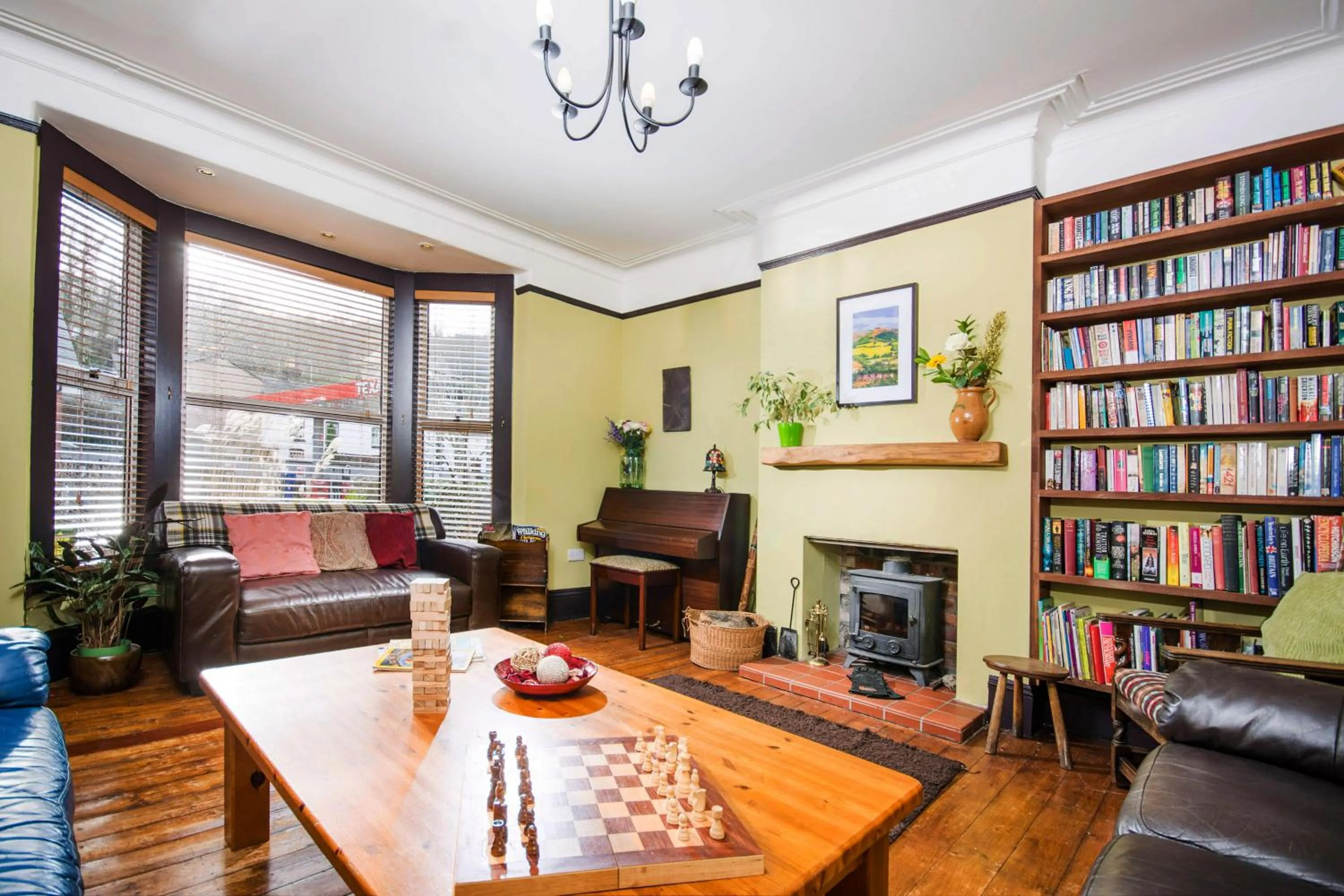 Living room in Llangollen Hostel
