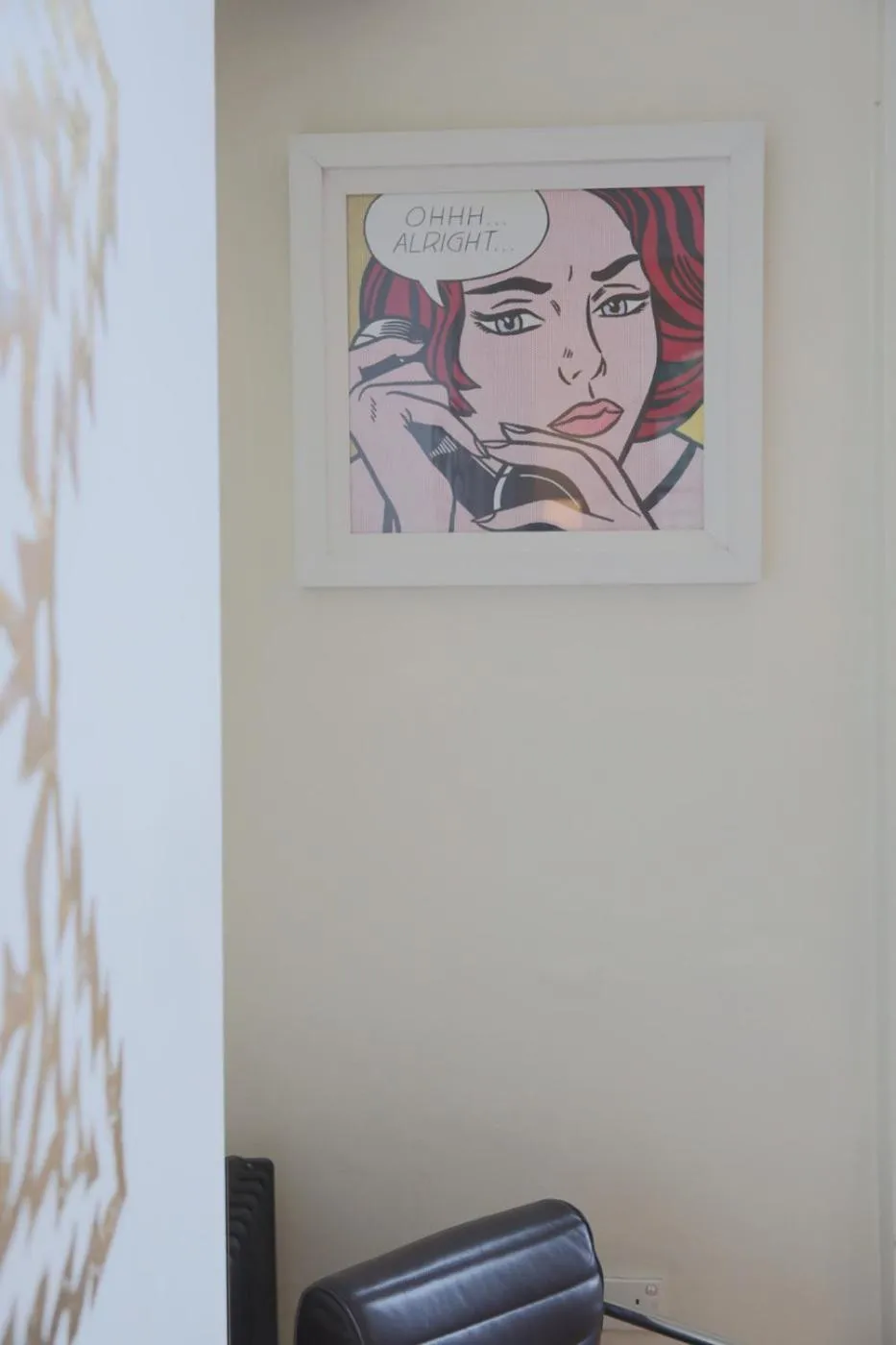 Decorative detail in Kellys Hotel