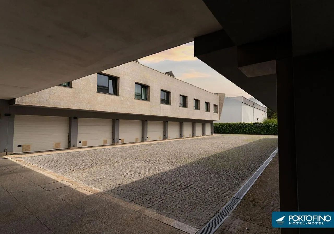 Property building in Motel Portofino