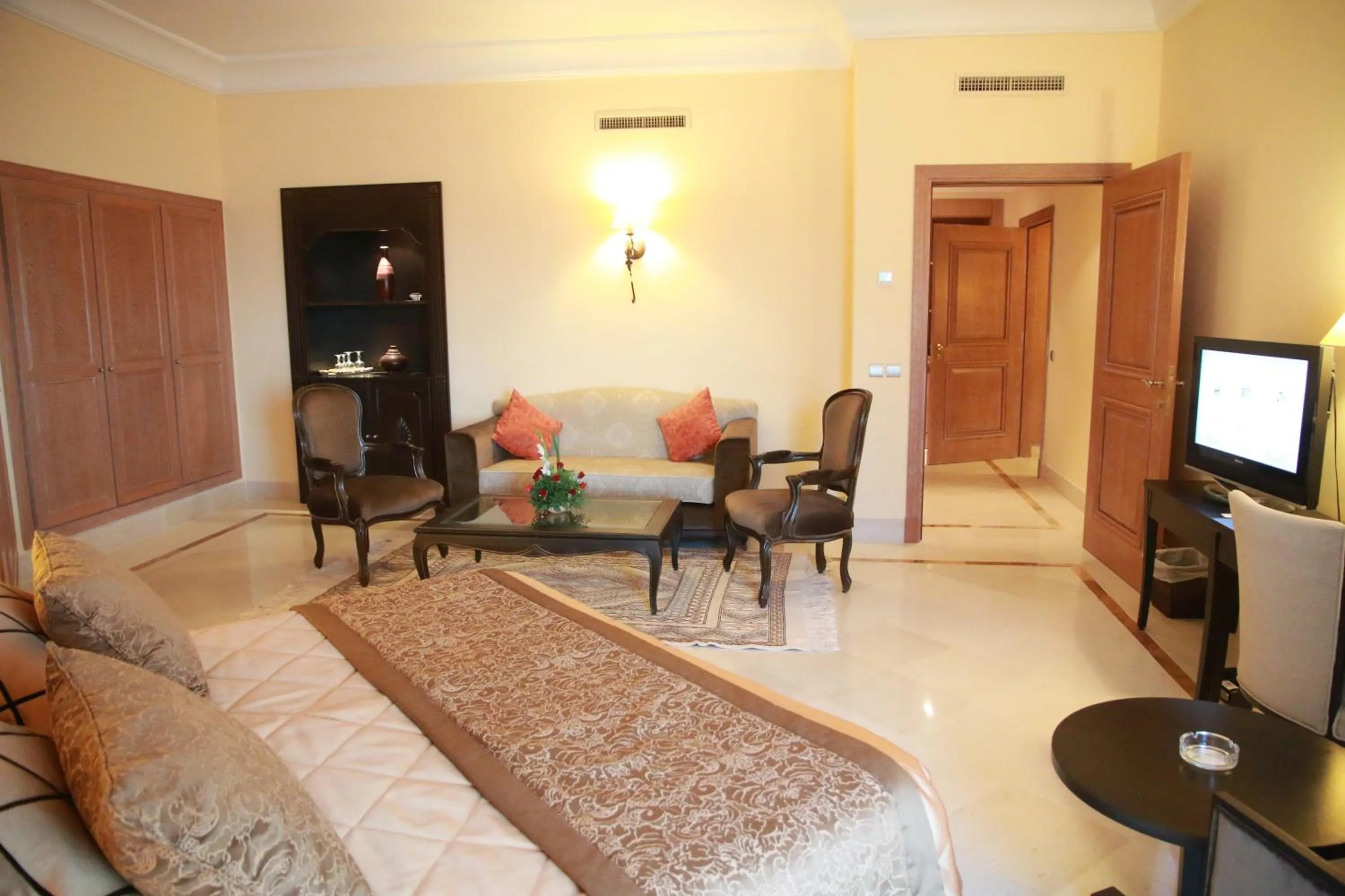 Photo of the whole room, Bed in Hasdrubal Prestige Thalassa & Spa Djerba