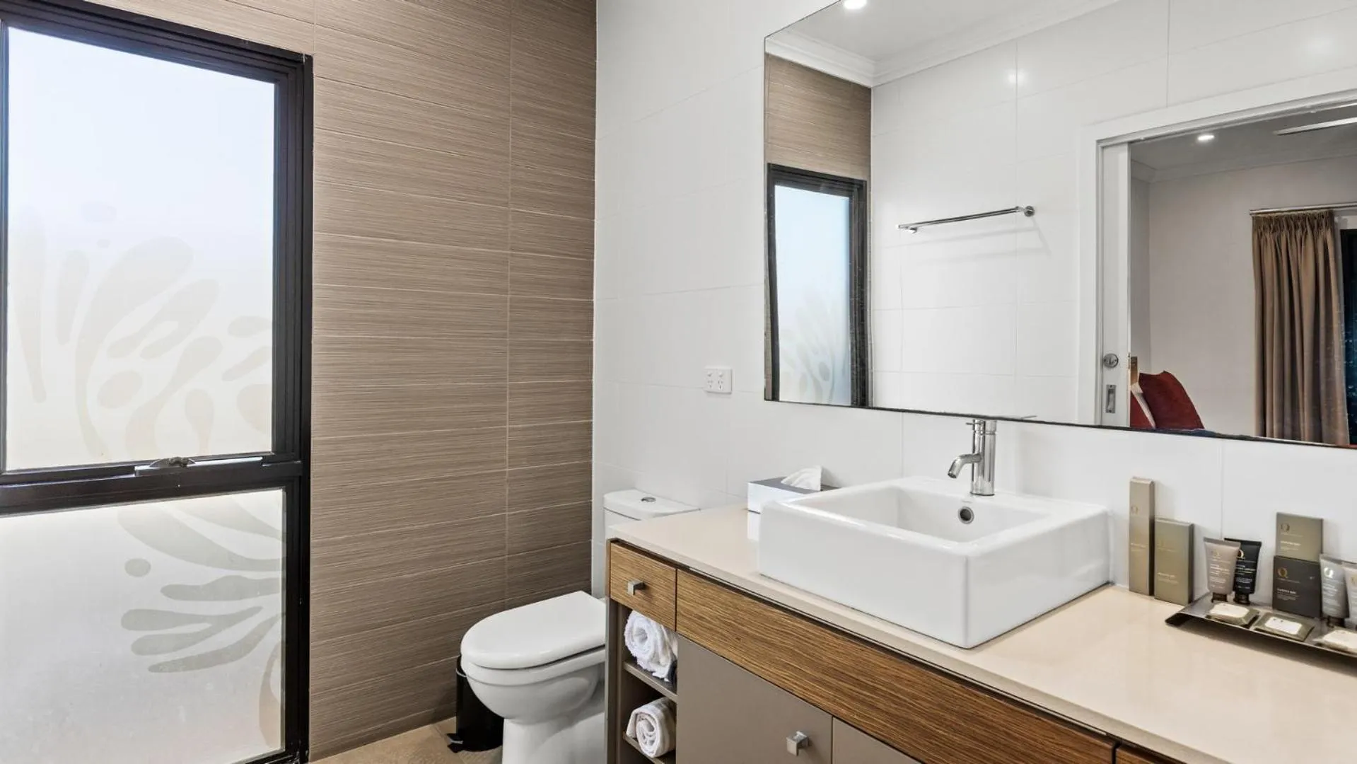 Bathroom in The Pearle of Cable Beach