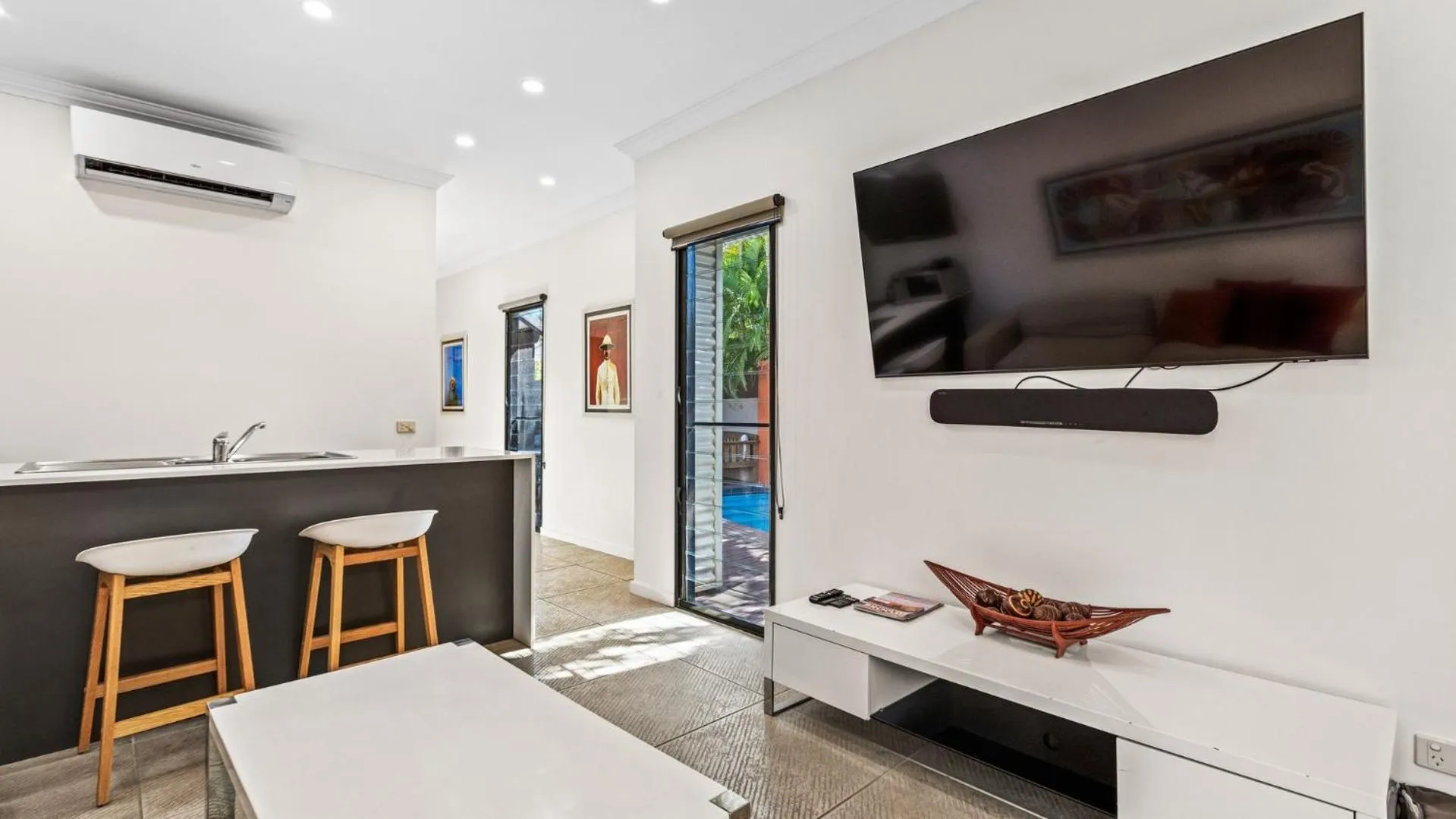 Kitchen or kitchenette in The Pearle of Cable Beach