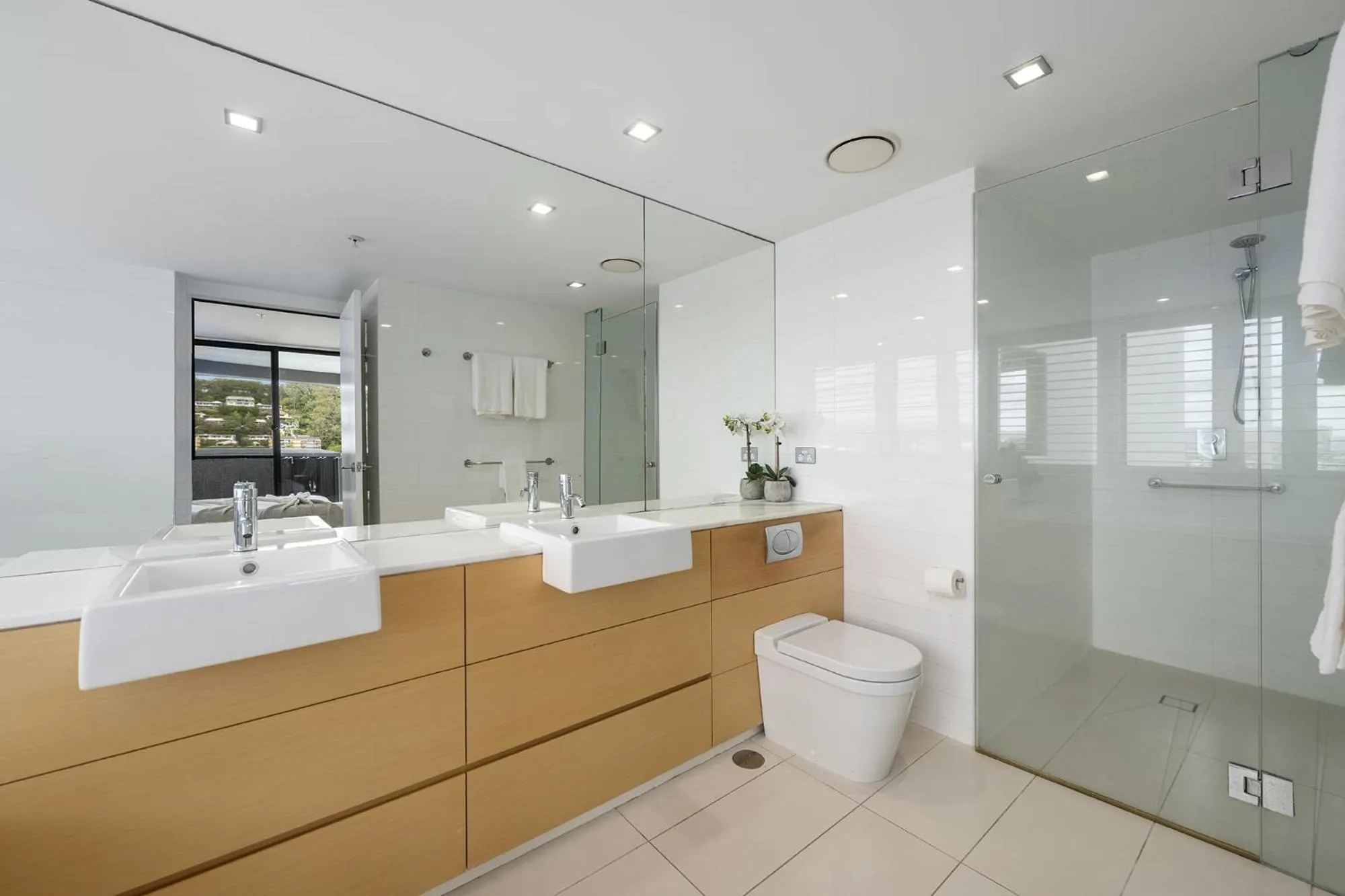 Bathroom in Ambience on Burleigh Beach