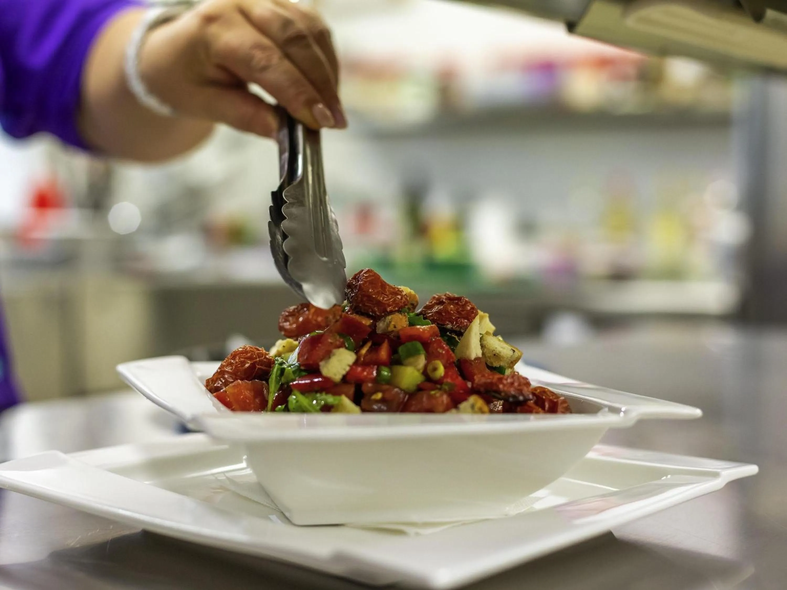 Restaurant/places to eat in ibis Styles Bucharest Erbas