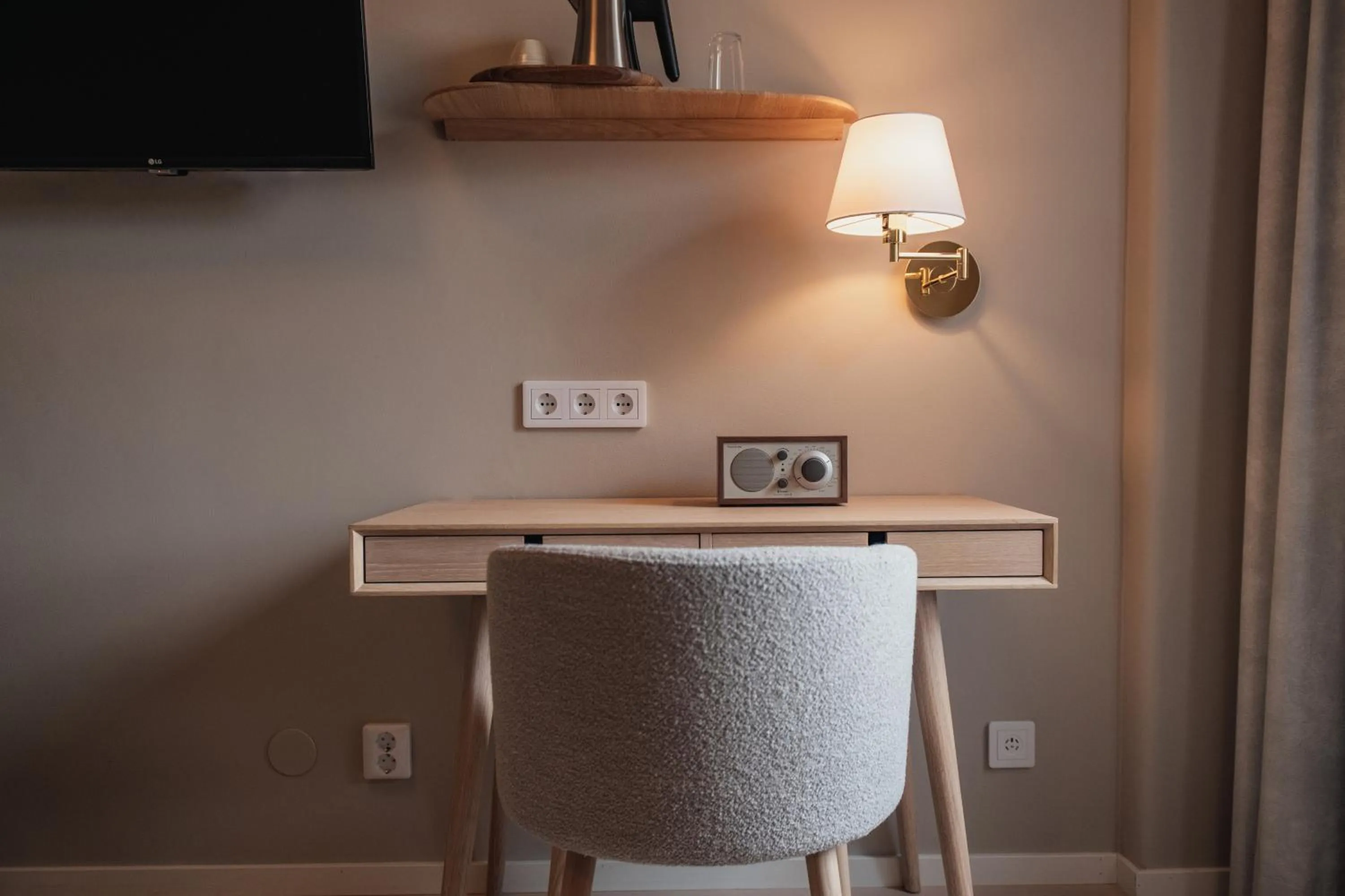 Property building in Home Hotel Wellington