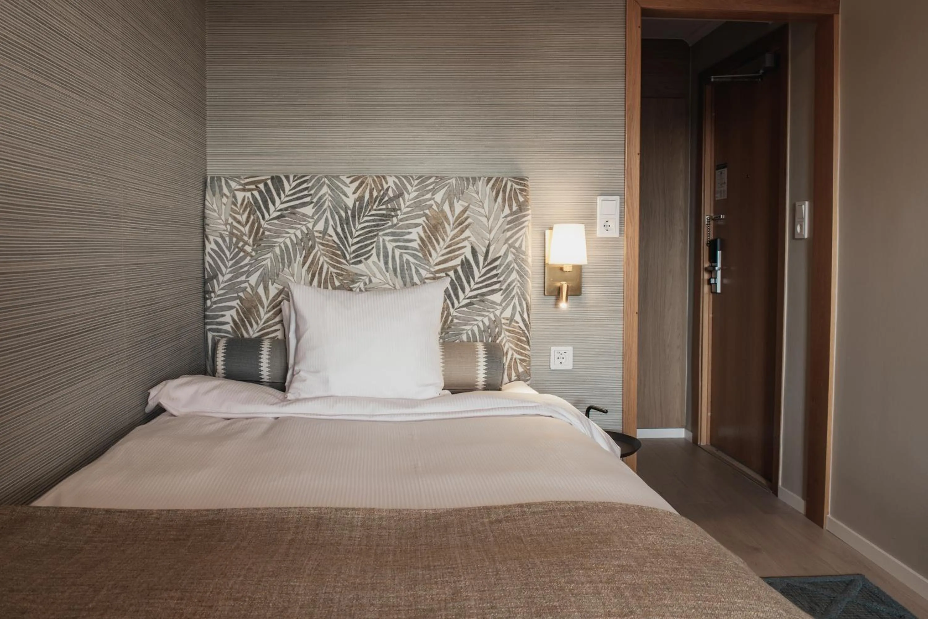 Bed in Home Hotel Wellington