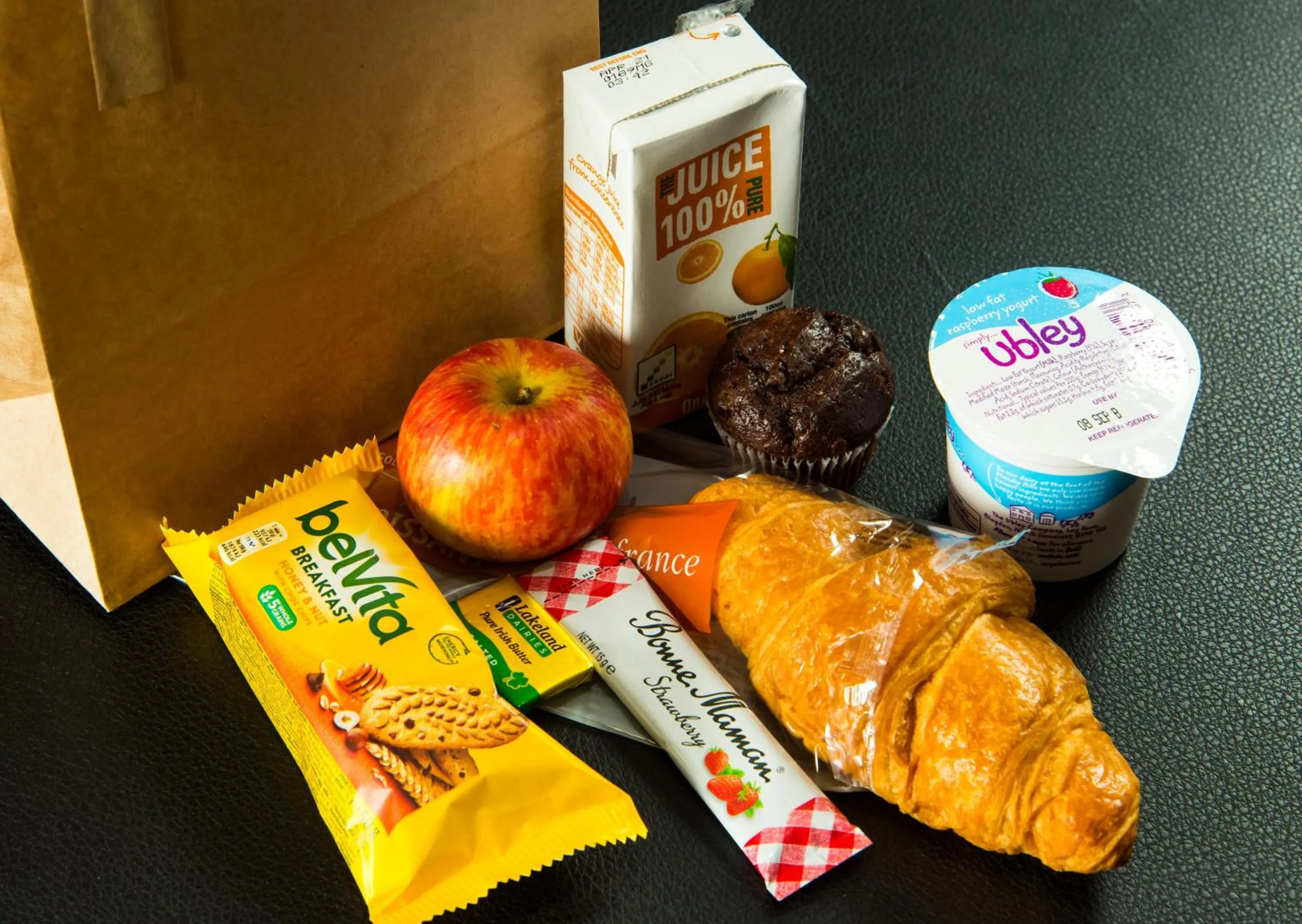 Restaurant/places to eat in Holiday Inn Express Tamworth by IHG