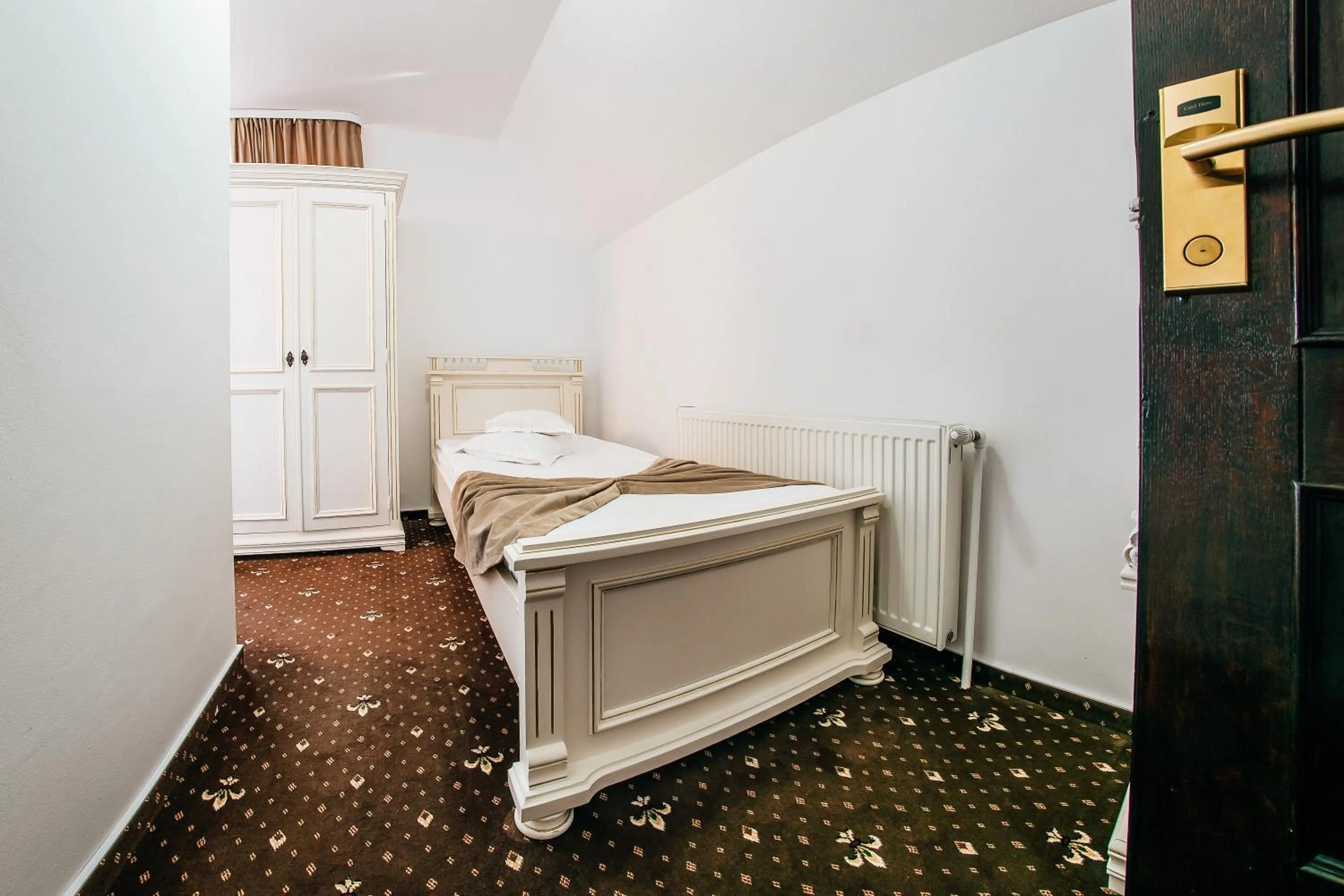 Bed in Pension Elegance