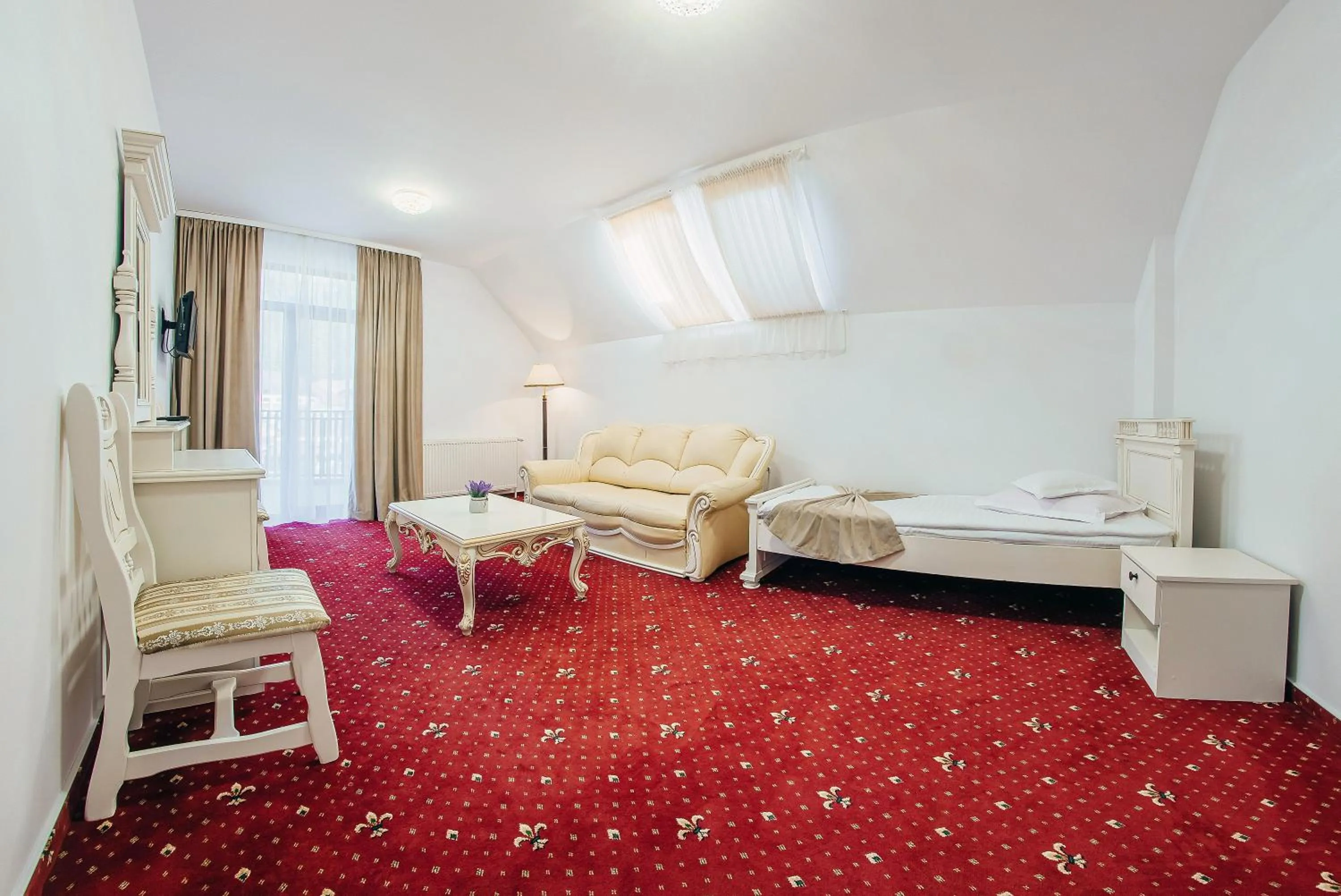 Living room, Bed in Pension Elegance