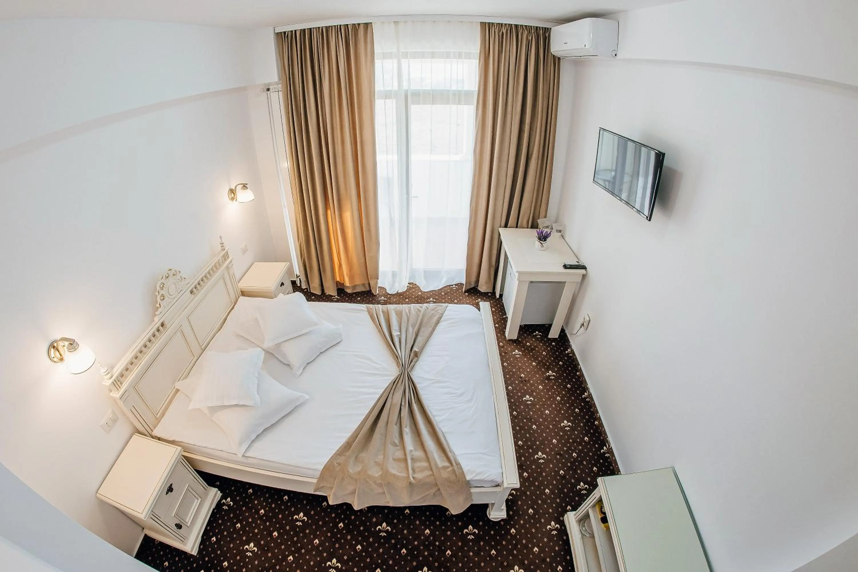 Photo of the whole room, Bed in Pension Elegance