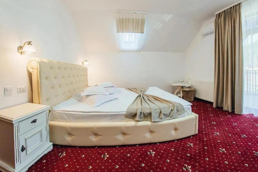 Bed in Pension Elegance