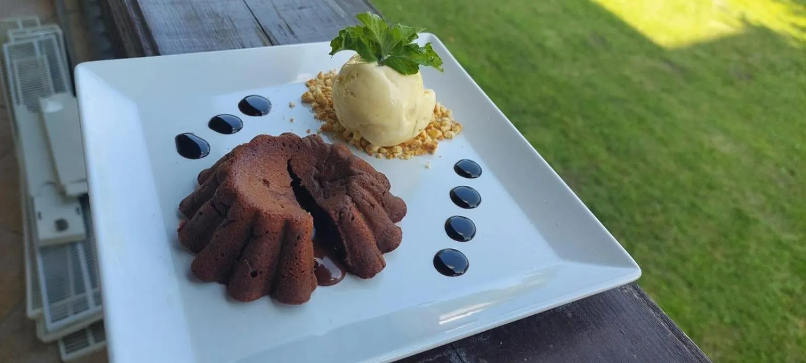 Restaurant/places to eat in Pension Elegance