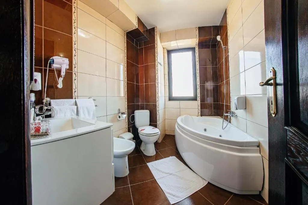 Shower in Pension Elegance