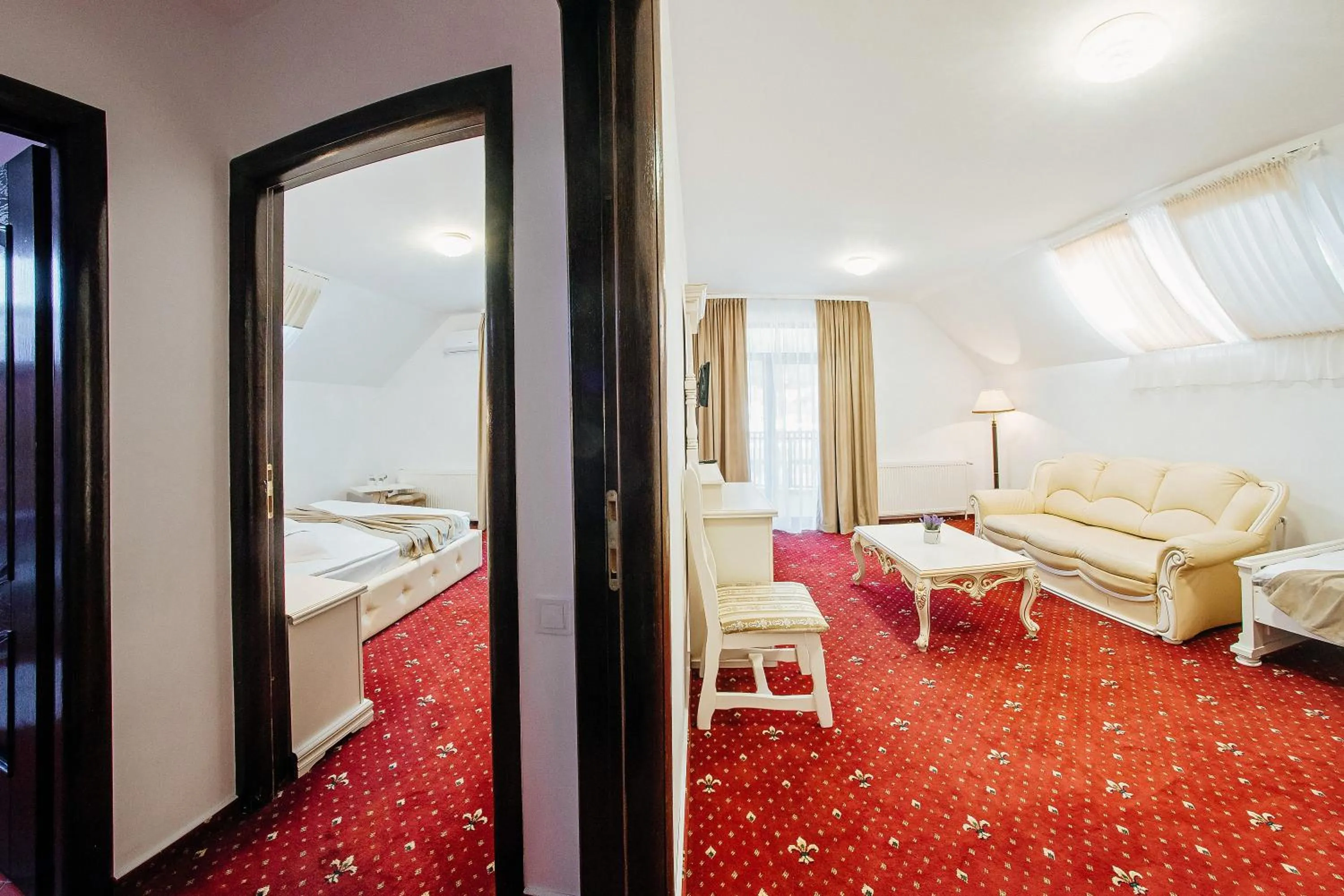 Photo of the whole room, Bed in Pension Elegance