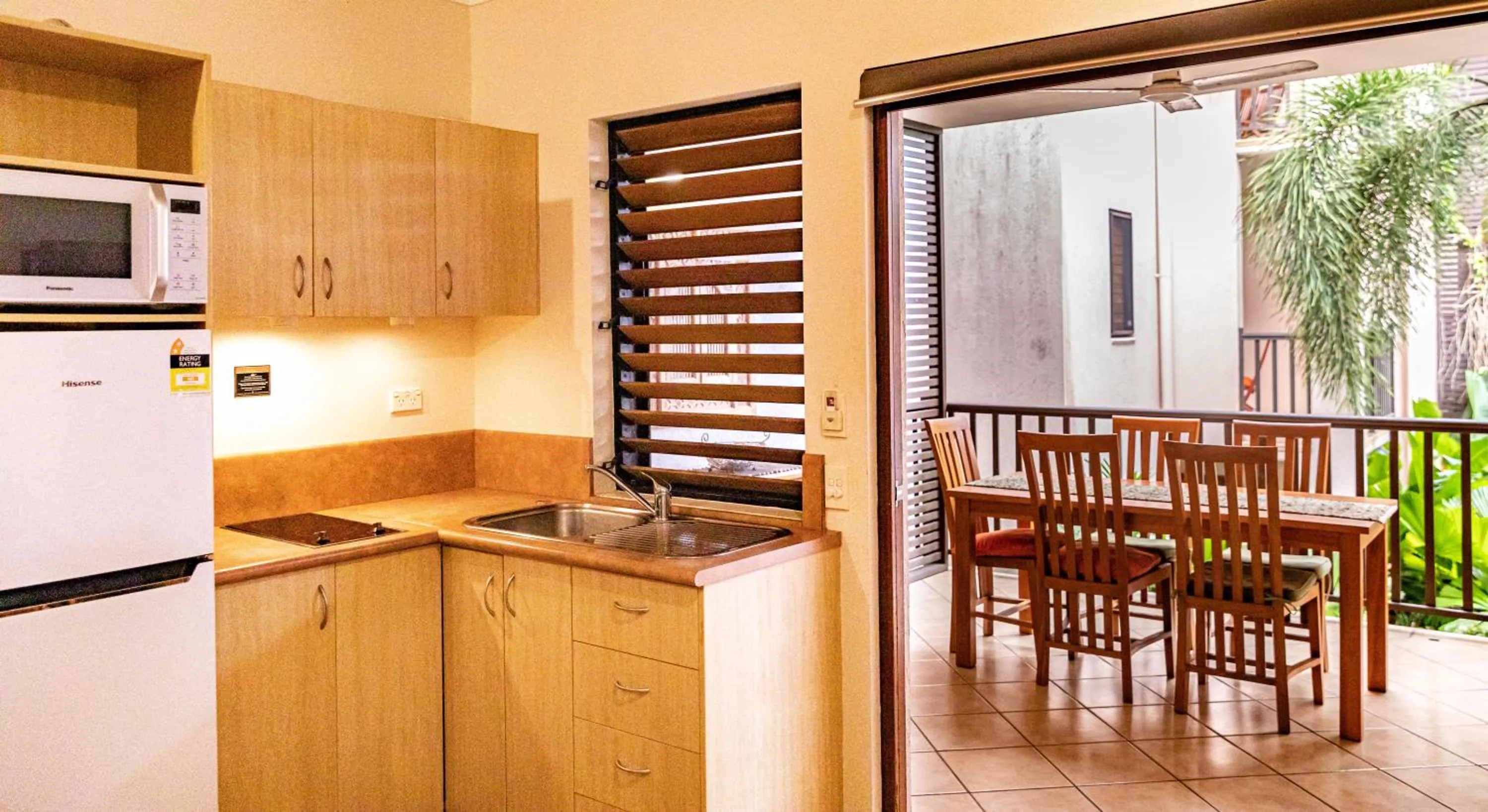 Kitchen or kitchenette in Hibiscus Resort & Spa - Official Onsite Reception & Check In
