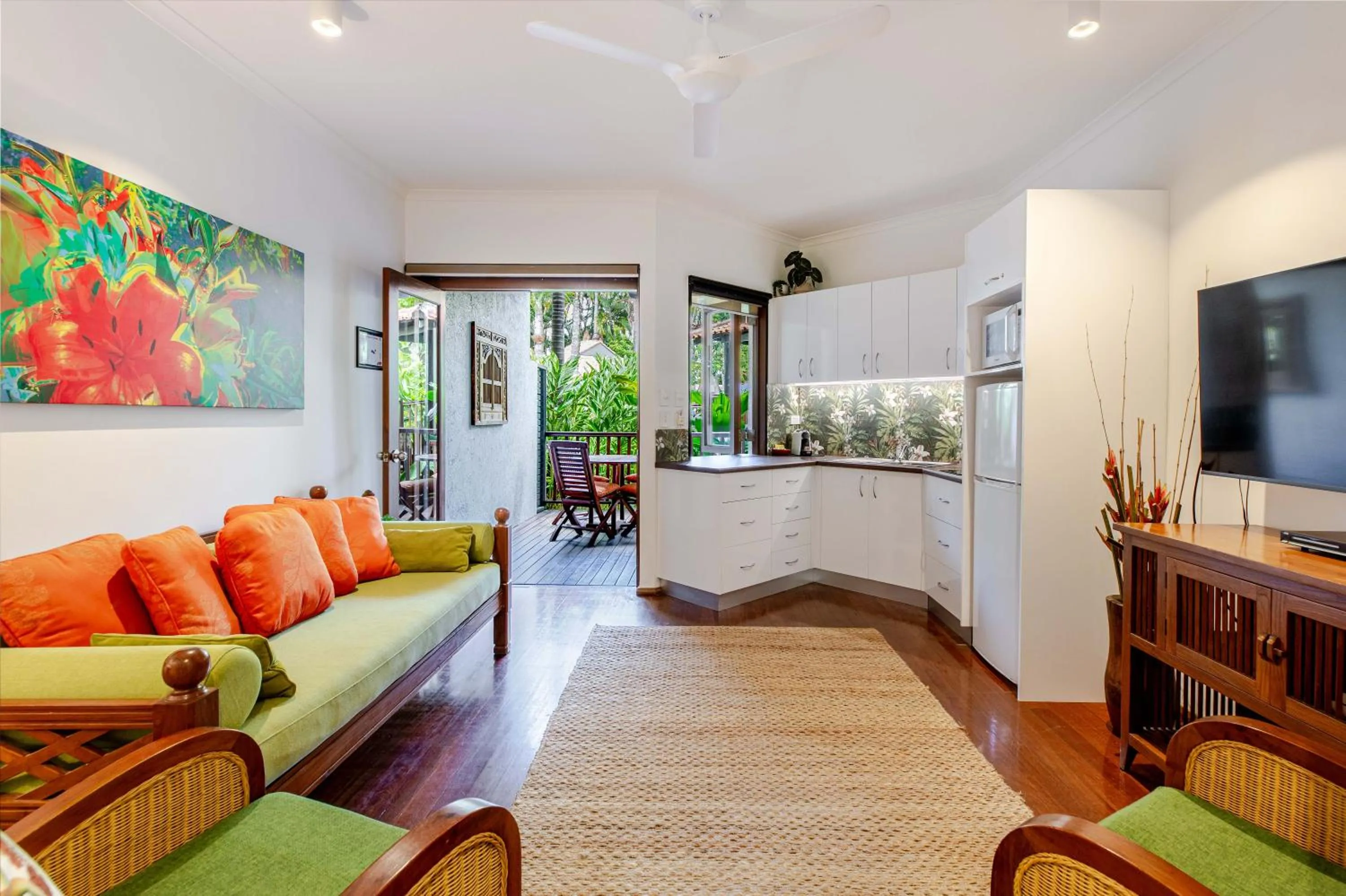 Living room in Hibiscus Resort & Spa - Official Onsite Reception & Check In