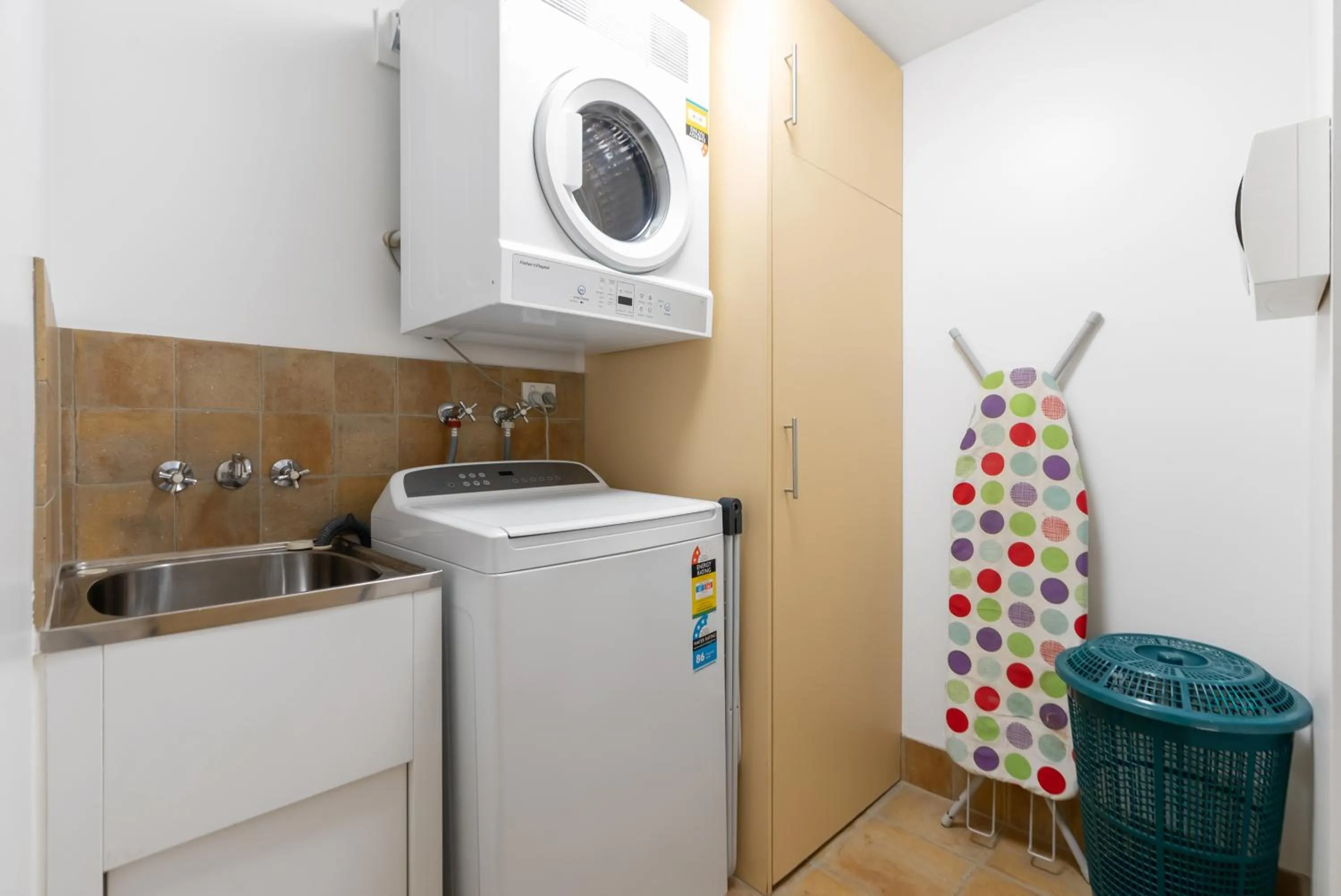 washing machine in Sanctuary Palm Cove