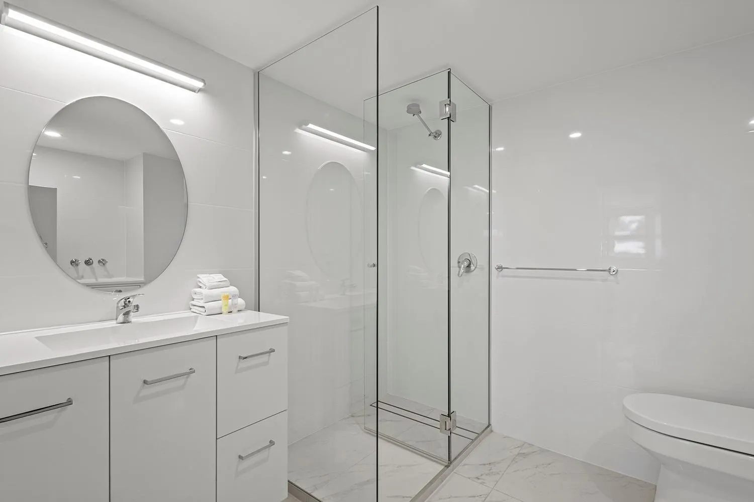 Bathroom in Malibu Apartments