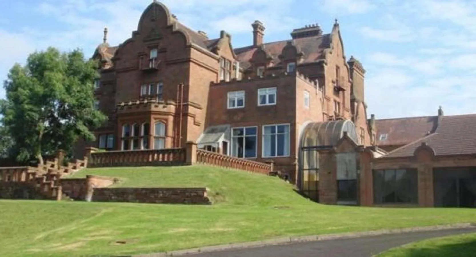 Property building in Adamton Country House Hotel