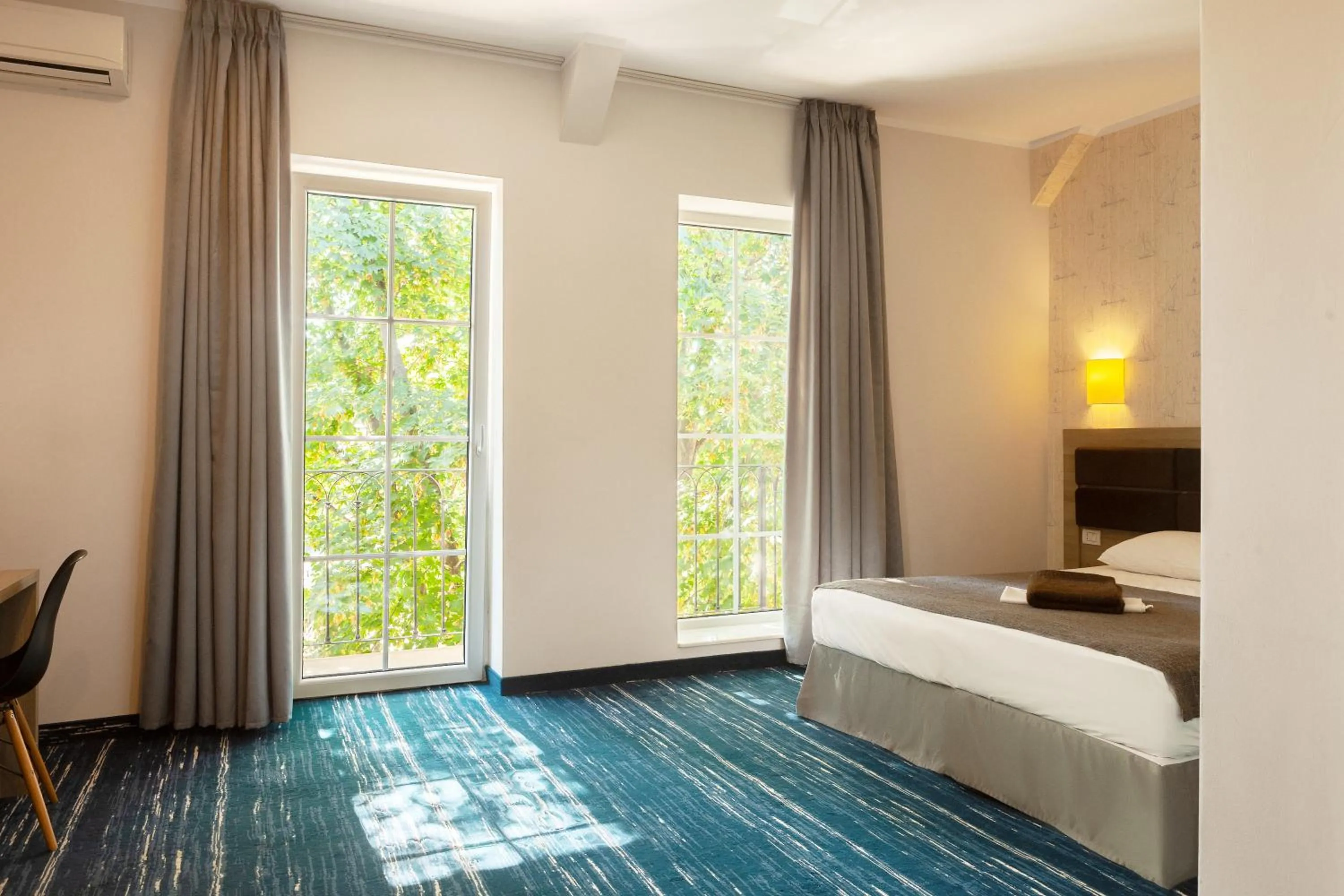 Bed in Hotel Victoria