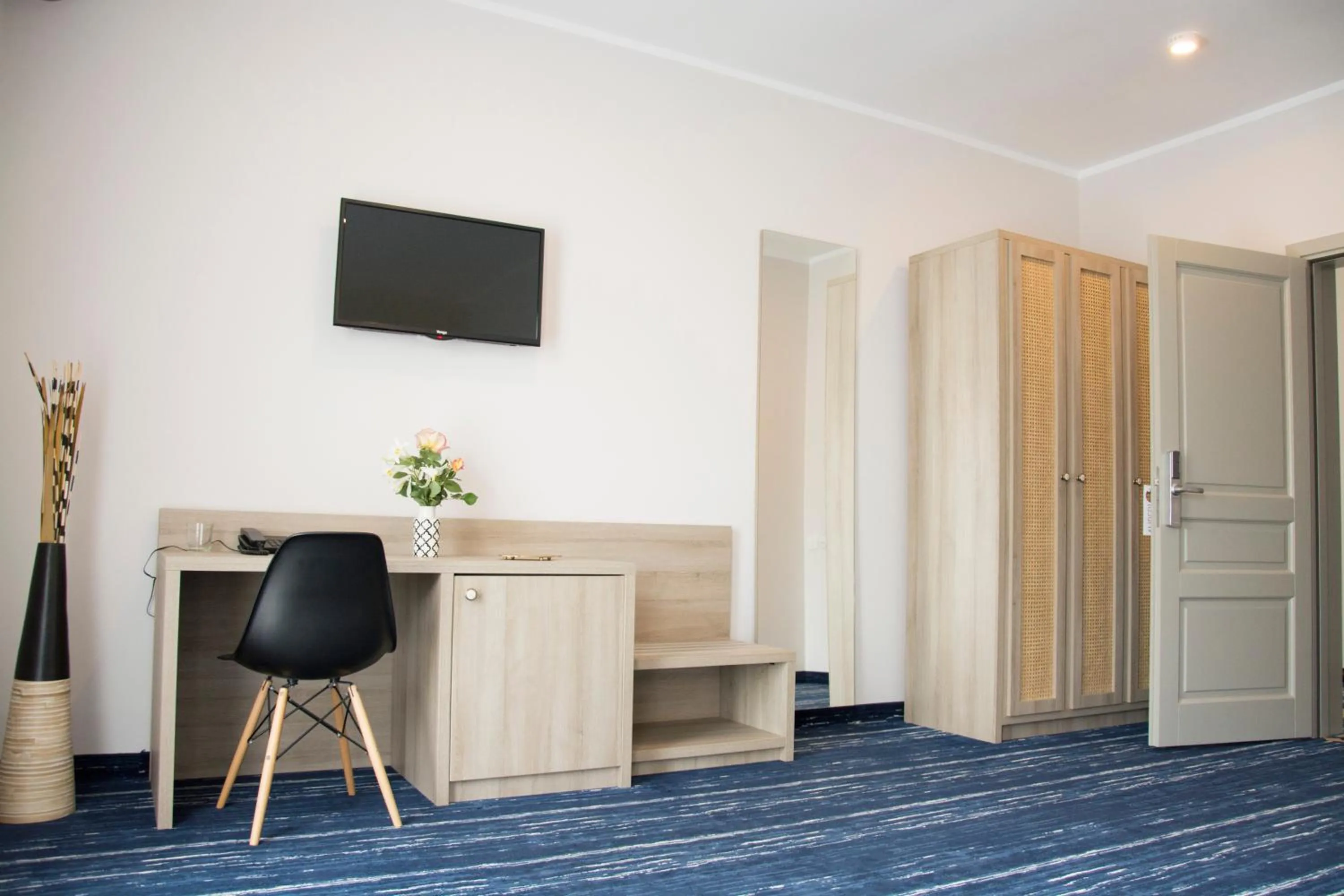 Photo of the whole room in Hotel Victoria