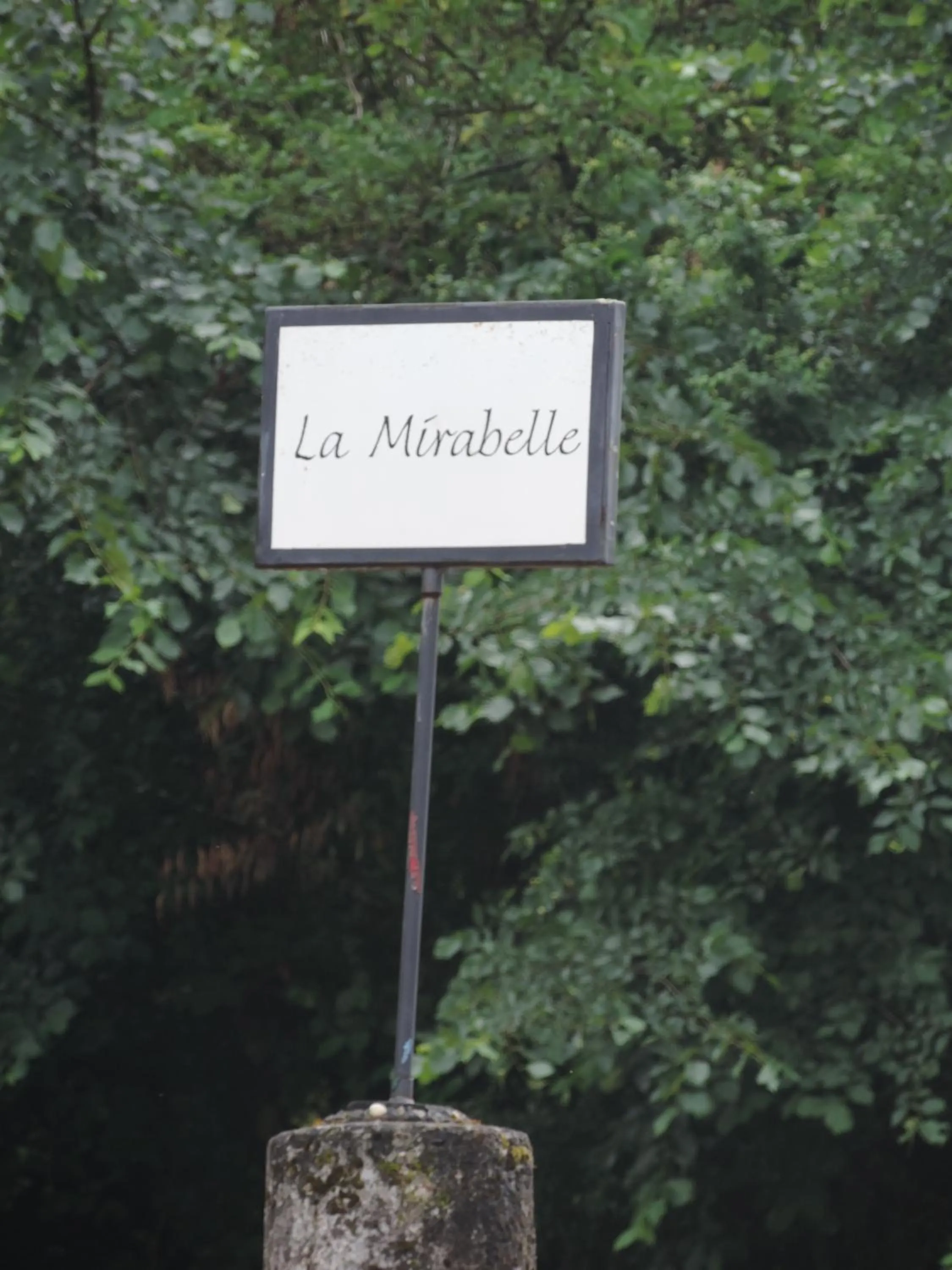 Property logo or sign in La Mirabelle