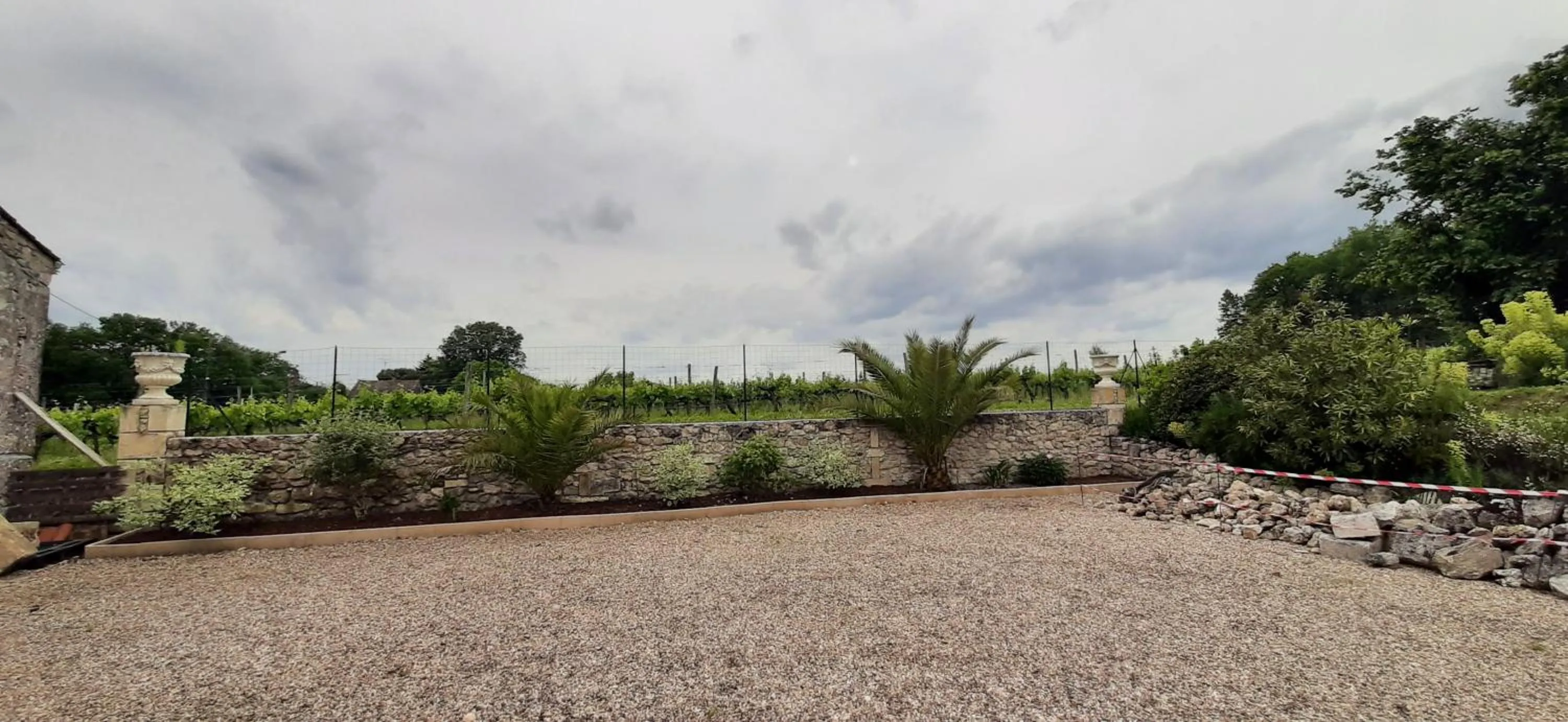 Garden in La Mirabelle