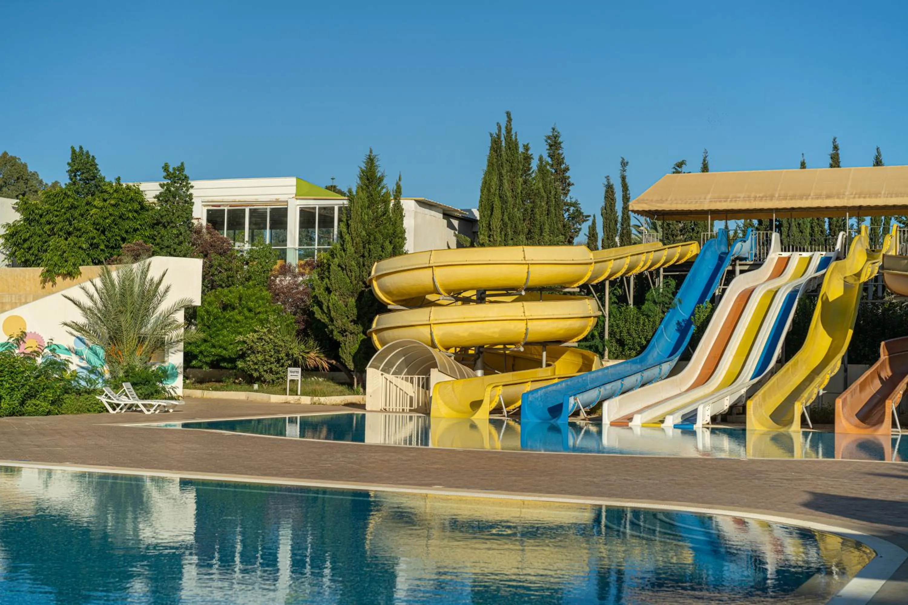 Aqua park in Dar Khayam