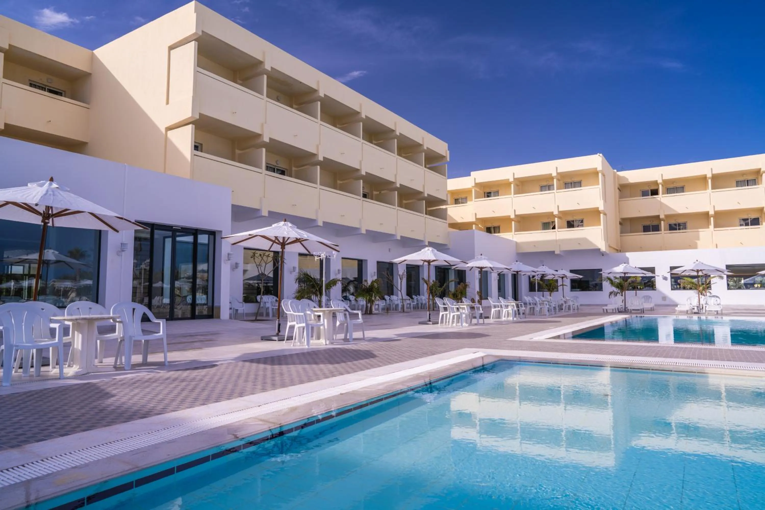 Swimming pool in Dar Khayam