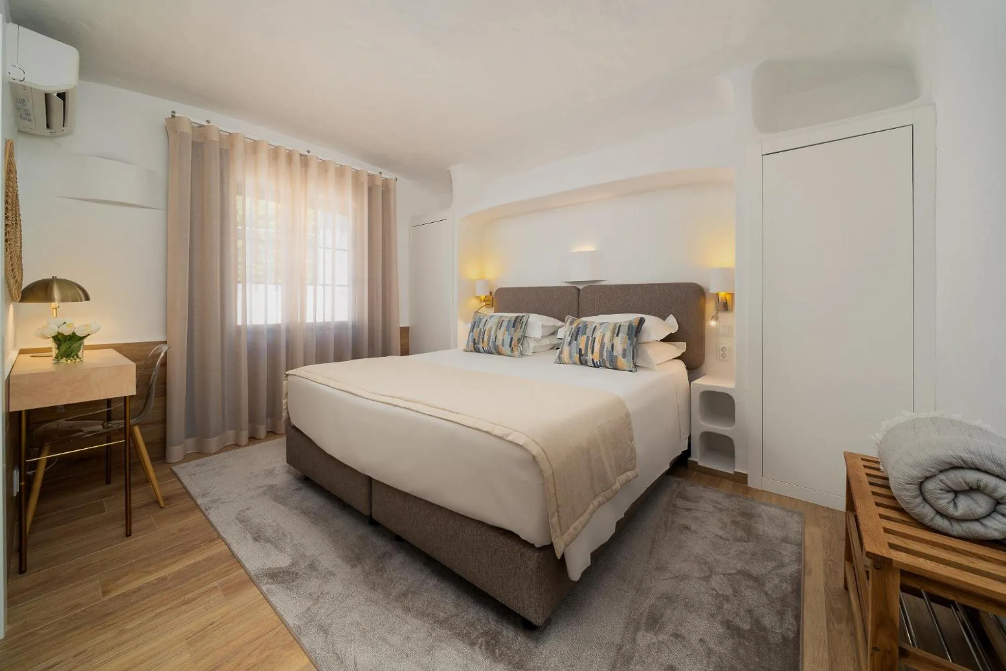 Bed in Vila Balaia - Luxury Boutique Villas